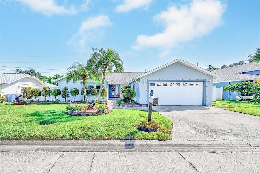 Property photo for 8747 GLEN LAKES BOULEVARD N, St Petersburg, FL