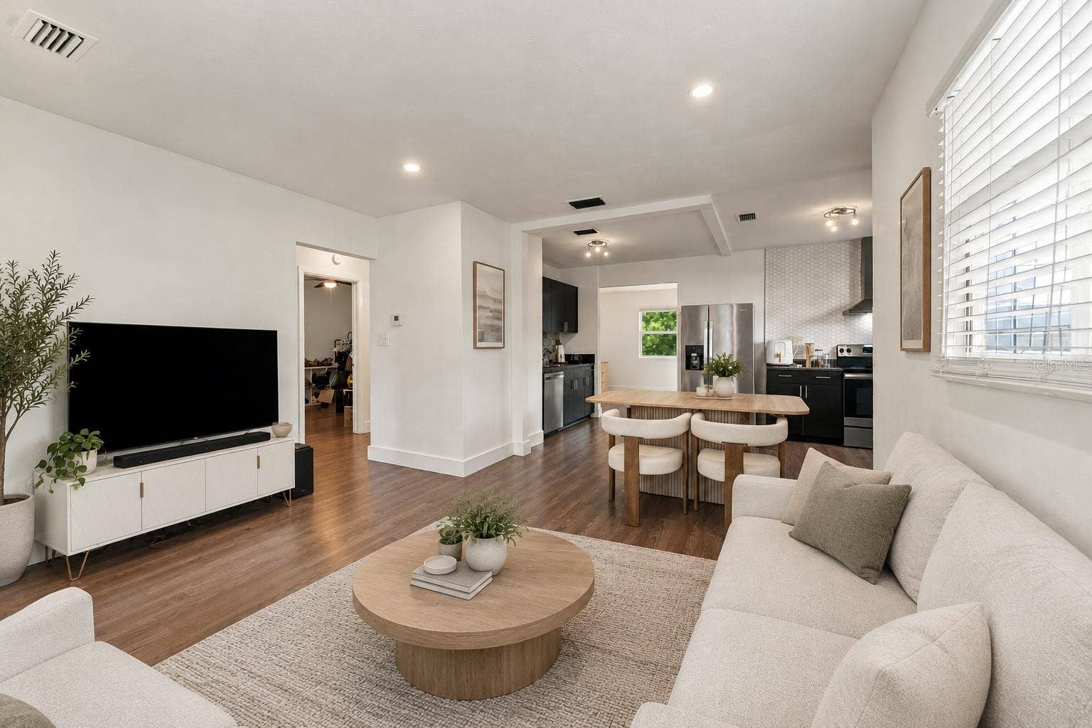 3606 W BAY TO BAY BOULEVARD, Tampa, FL 33629 3606 W BAY TO BAY BOULEVARD, Tampa, FL 33629