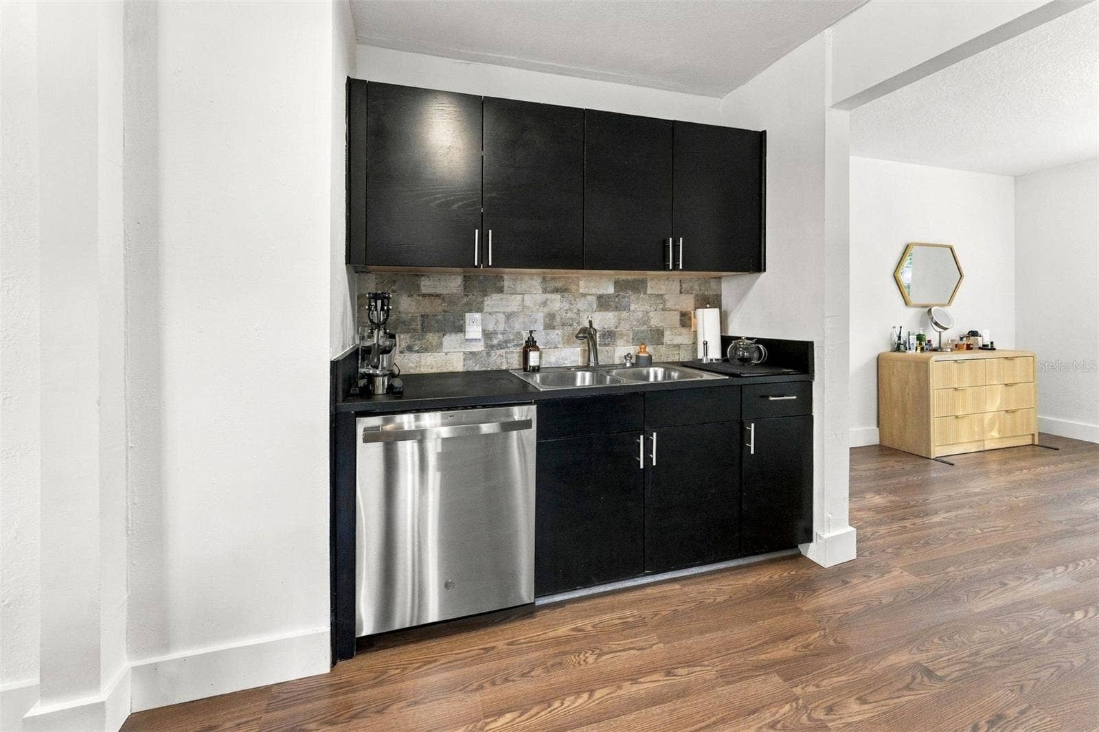 3606 W BAY TO BAY BOULEVARD, Tampa, FL 33629 3606 W BAY TO BAY BOULEVARD, Tampa, FL 33629