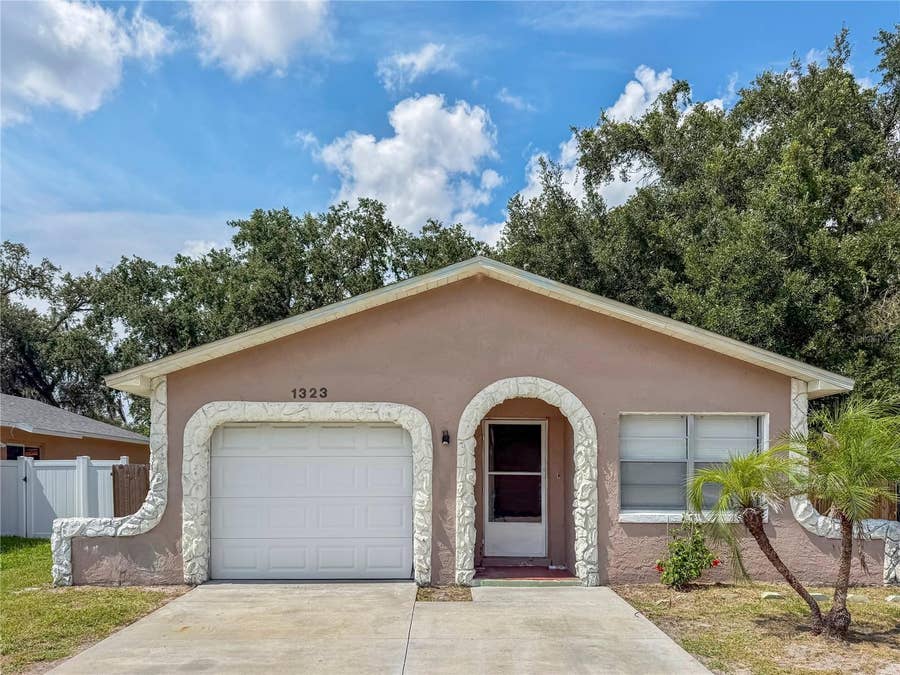 Property photo for 1323 MILL CREEK PLACE, Kissimmee, FL