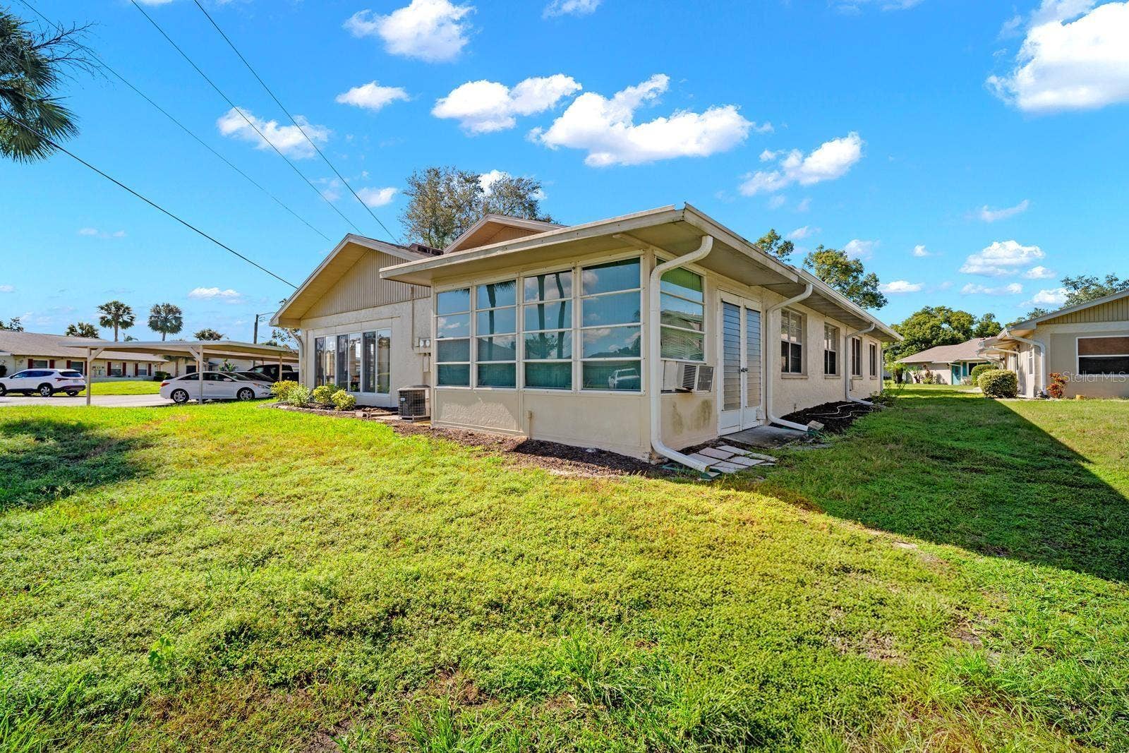 1906 CANTERBURY LANE, #32, Sun City Center, FL 33573 1906 CANTERBURY LANE, #32, Sun City Center, FL 33573