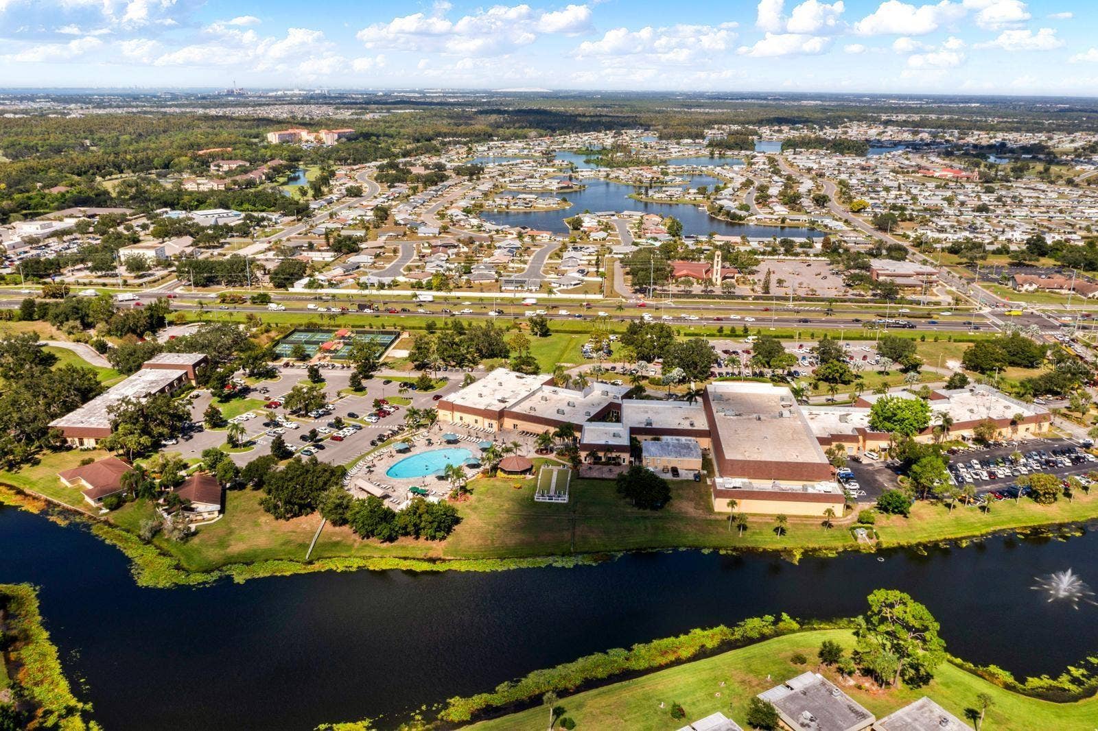 1906 CANTERBURY LANE, #32, Sun City Center, FL 33573 1906 CANTERBURY LANE, #32, Sun City Center, FL 33573