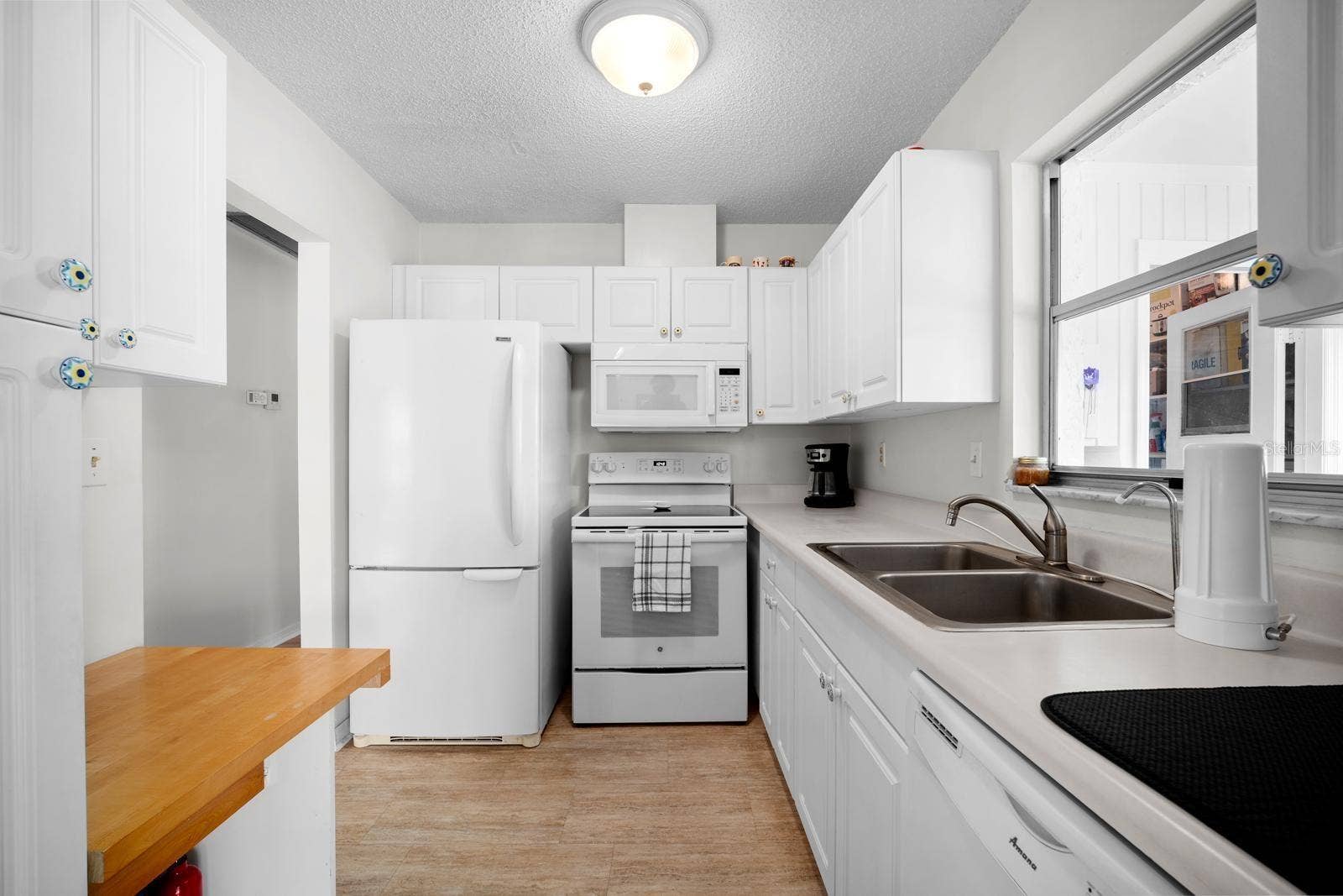 1906 CANTERBURY LANE, #32, Sun City Center, FL 33573 1906 CANTERBURY LANE, #32, Sun City Center, FL 33573