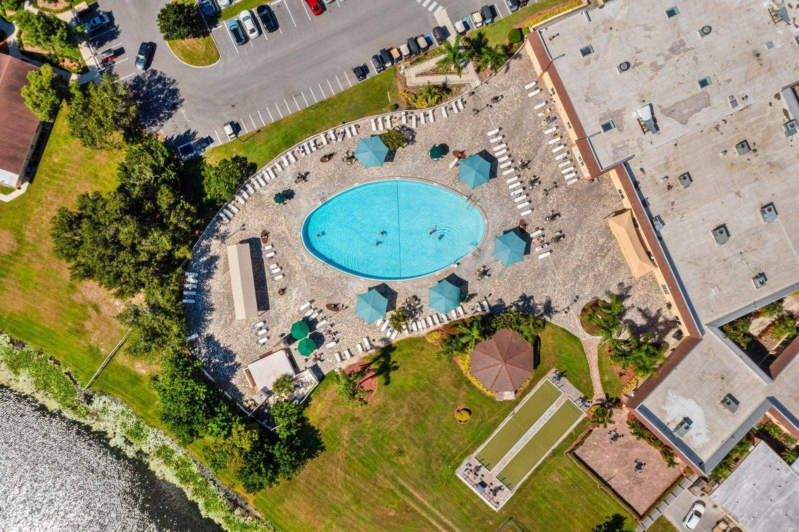 1906 CANTERBURY LANE, #32, Sun City Center, FL 33573 1906 CANTERBURY LANE, #32, Sun City Center, FL 33573