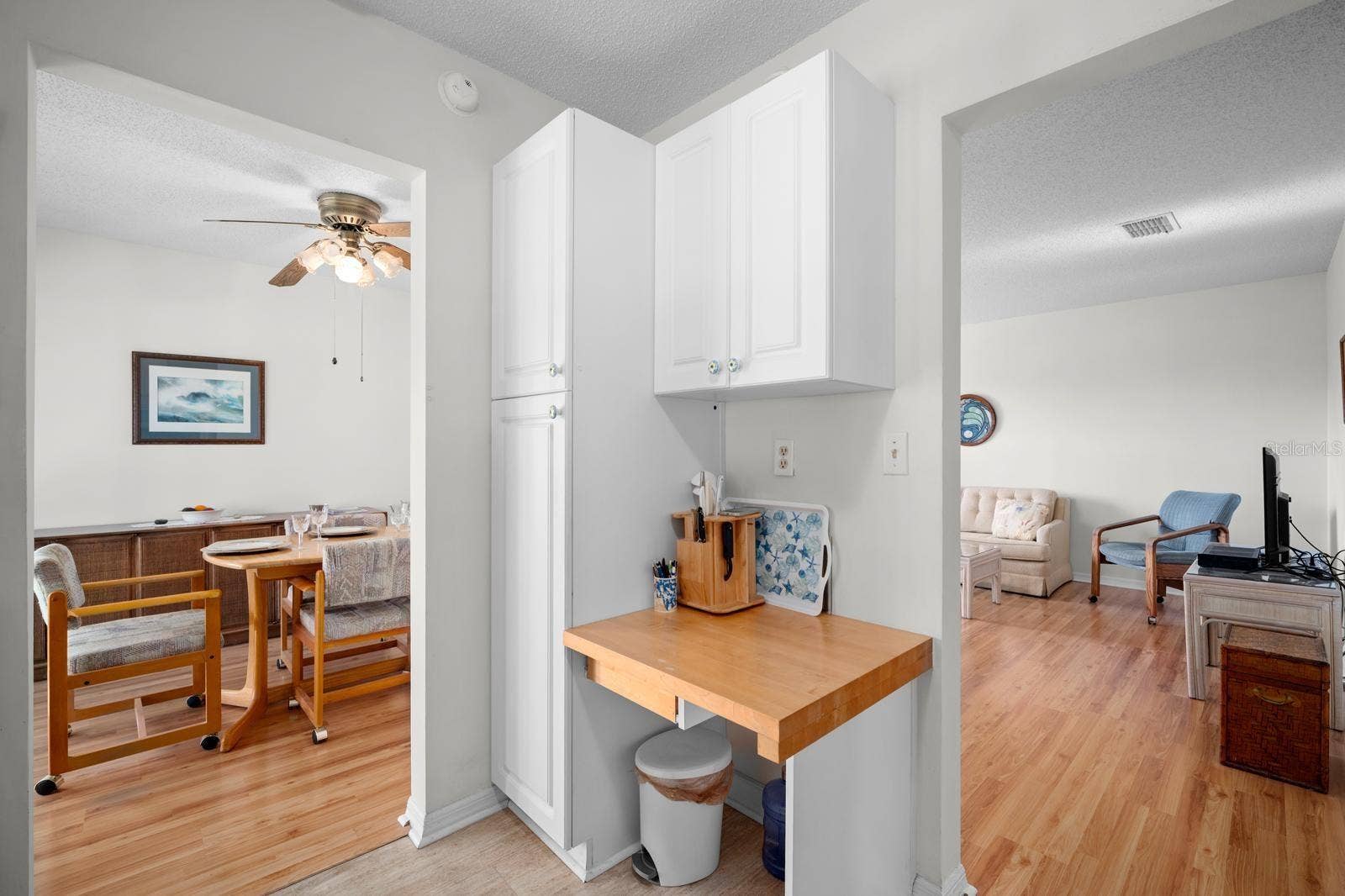 1906 CANTERBURY LANE, #32, Sun City Center, FL 33573 1906 CANTERBURY LANE, #32, Sun City Center, FL 33573
