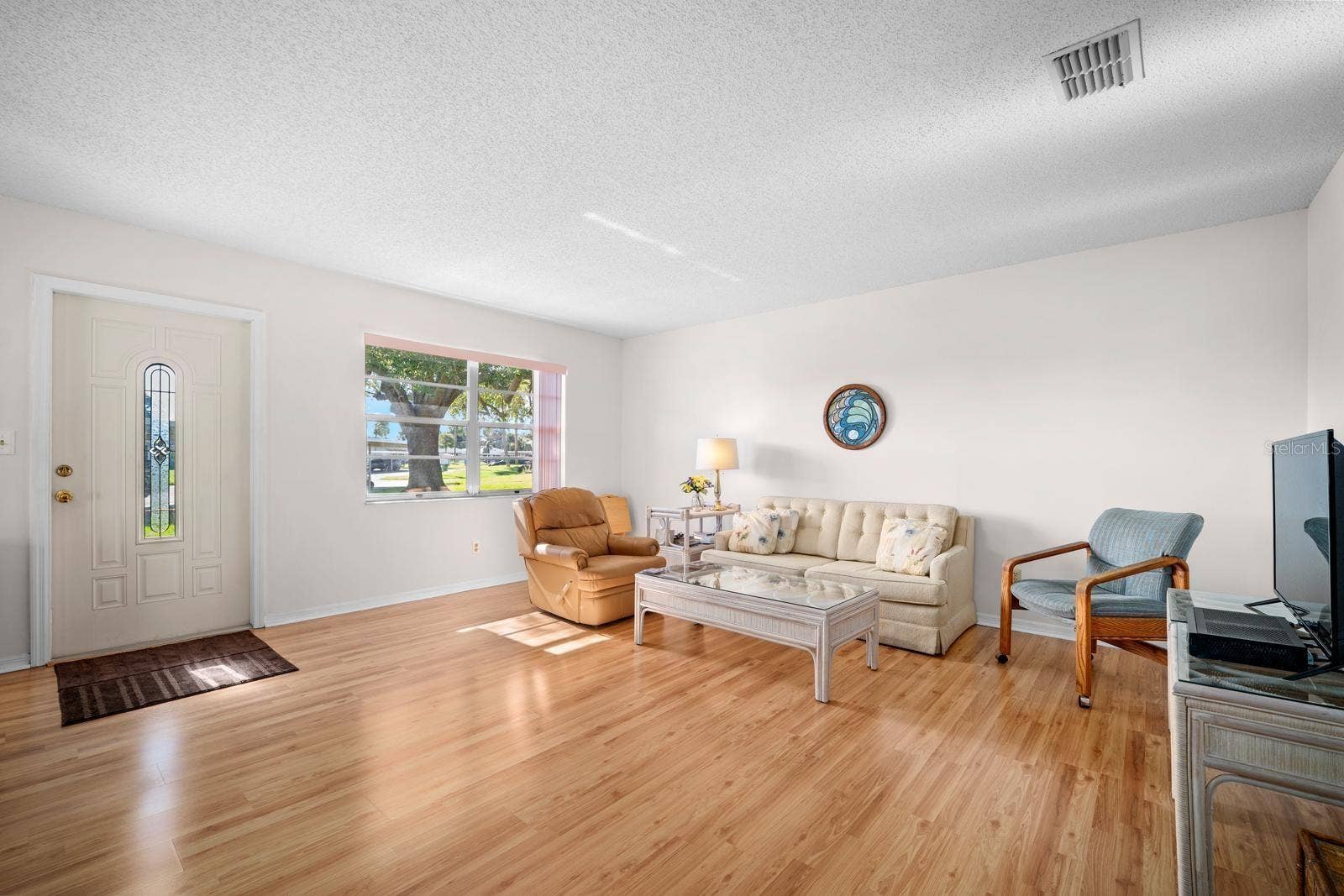 1906 CANTERBURY LANE, #32, Sun City Center, FL 33573 1906 CANTERBURY LANE, #32, Sun City Center, FL 33573