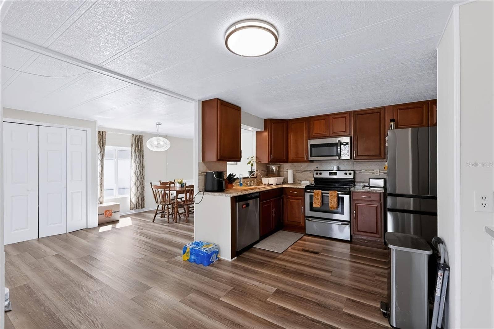 8481 DICKENS AVENUE, Brooksville, FL 34613