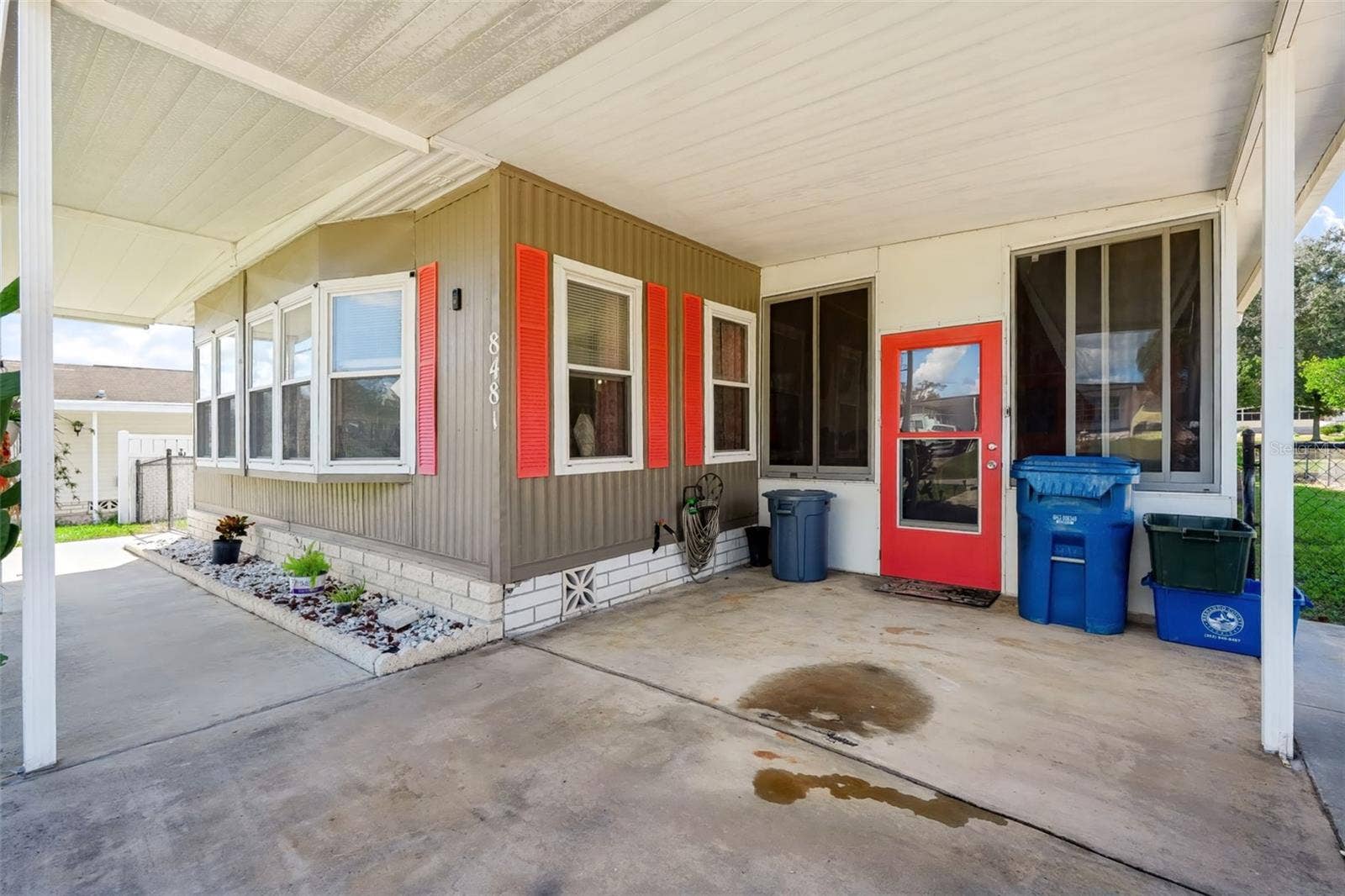 8481 DICKENS AVENUE, Brooksville, FL 34613