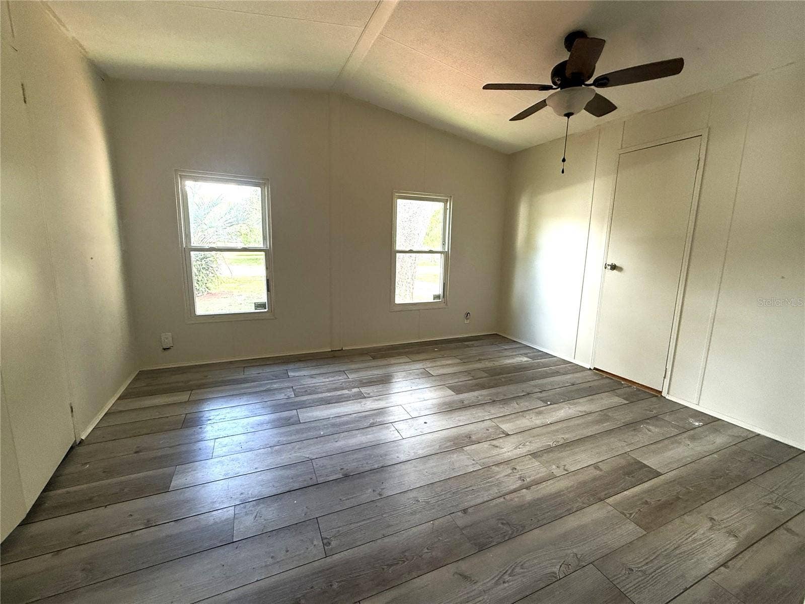 5111 HILL DRIVE, Zephyrhills, FL 33542 Primary Bedroom