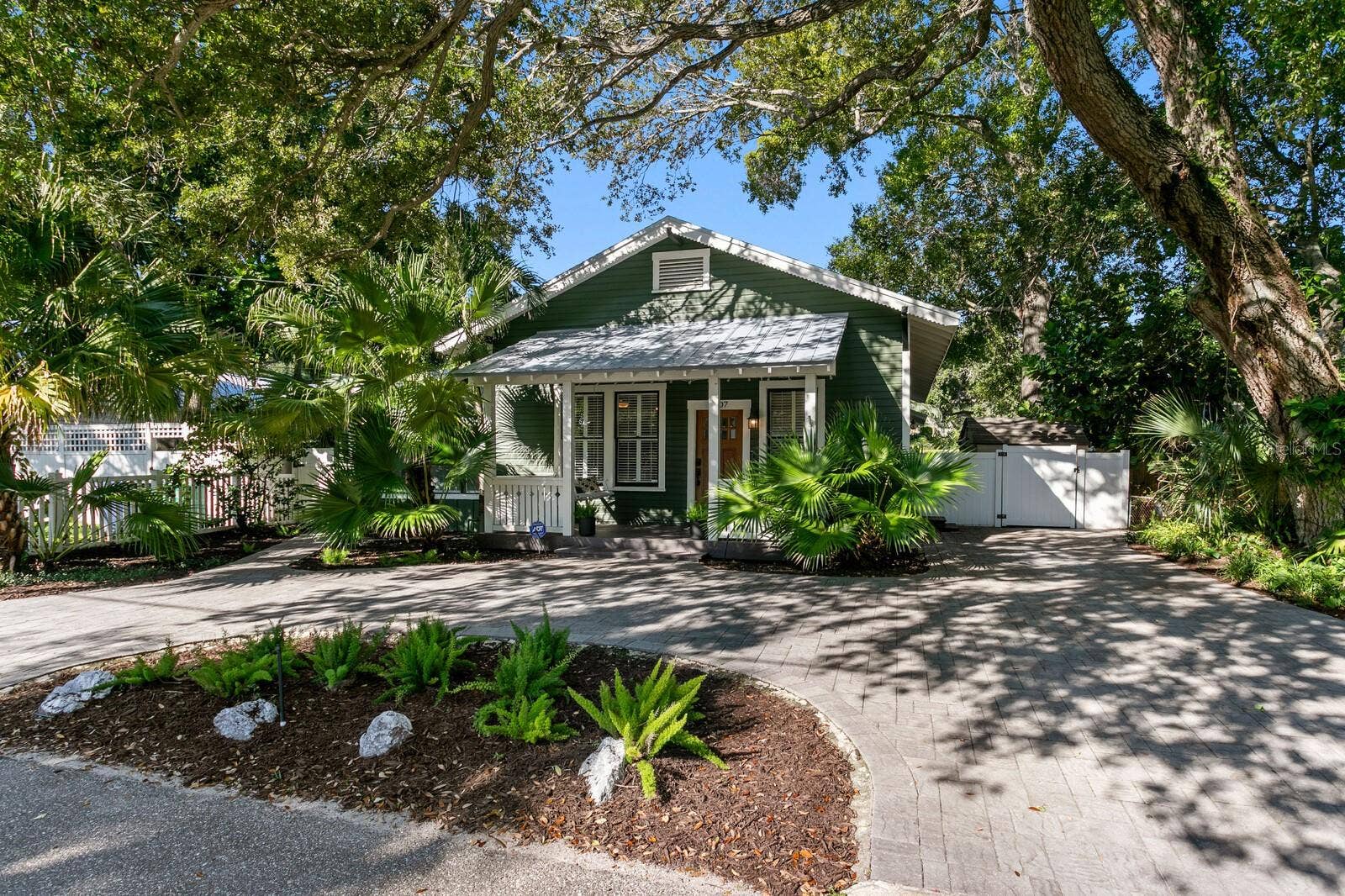 5407 S RUSSELL STREET, Tampa, FL 33611 5407 S RUSSELL STREET, Tampa, FL 33611