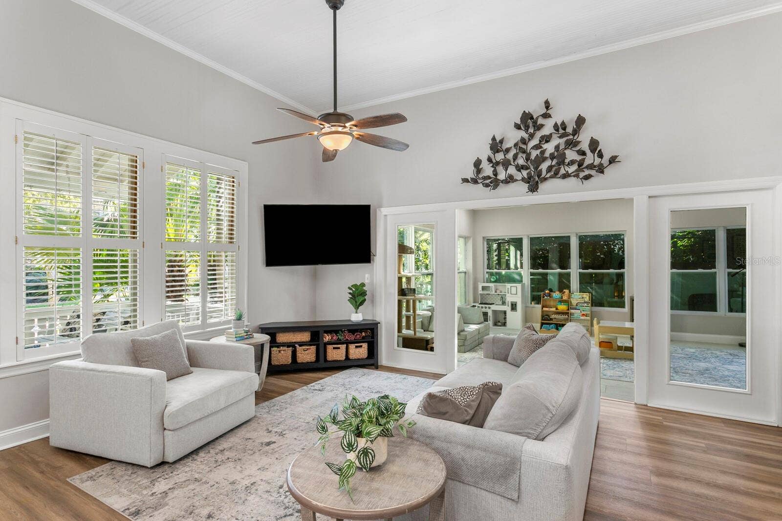 5407 S RUSSELL STREET, Tampa, FL 33611 5407 S RUSSELL STREET, Tampa, FL 33611