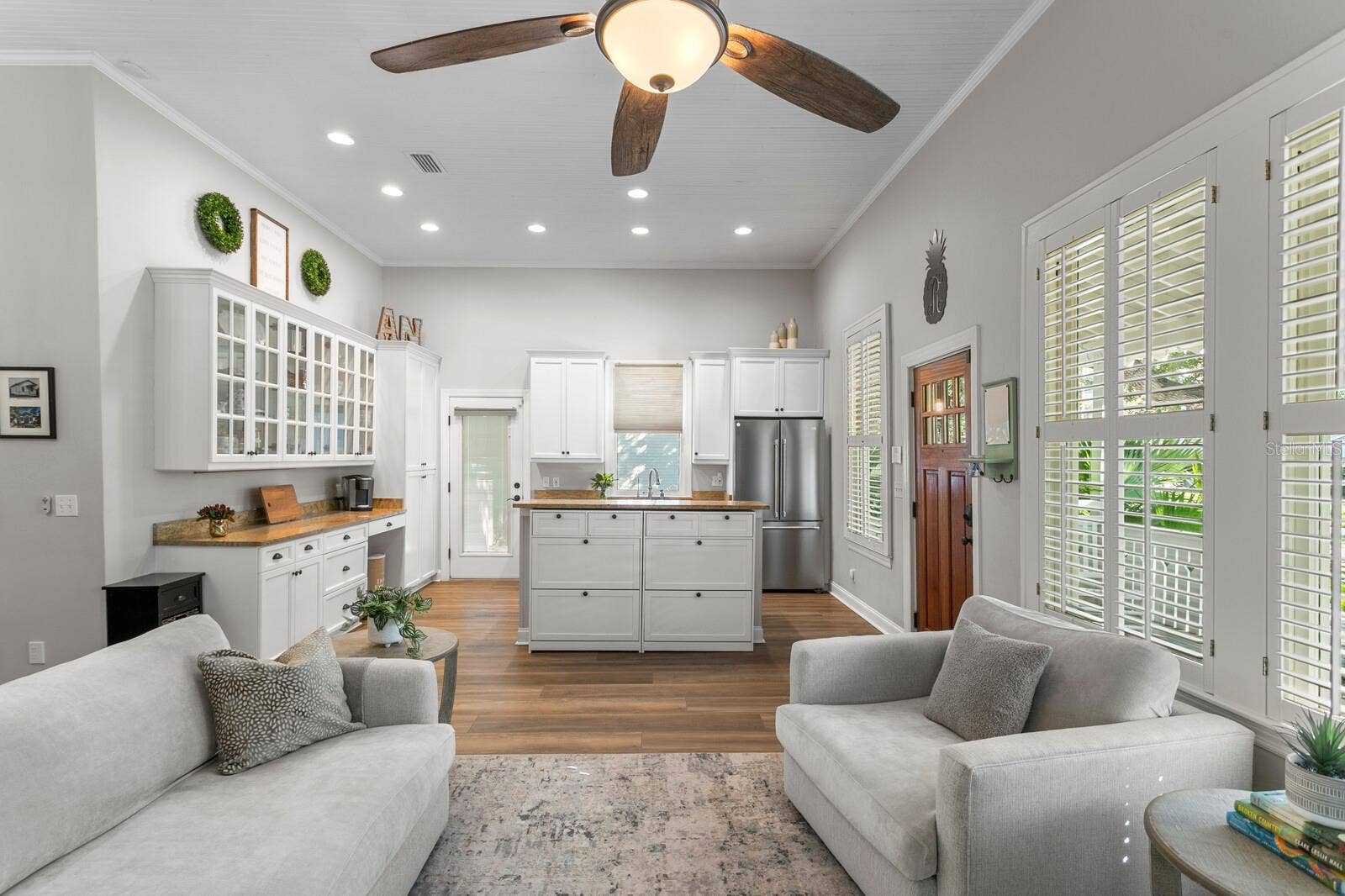 5407 S RUSSELL STREET, Tampa, FL 33611 5407 S RUSSELL STREET, Tampa, FL 33611
