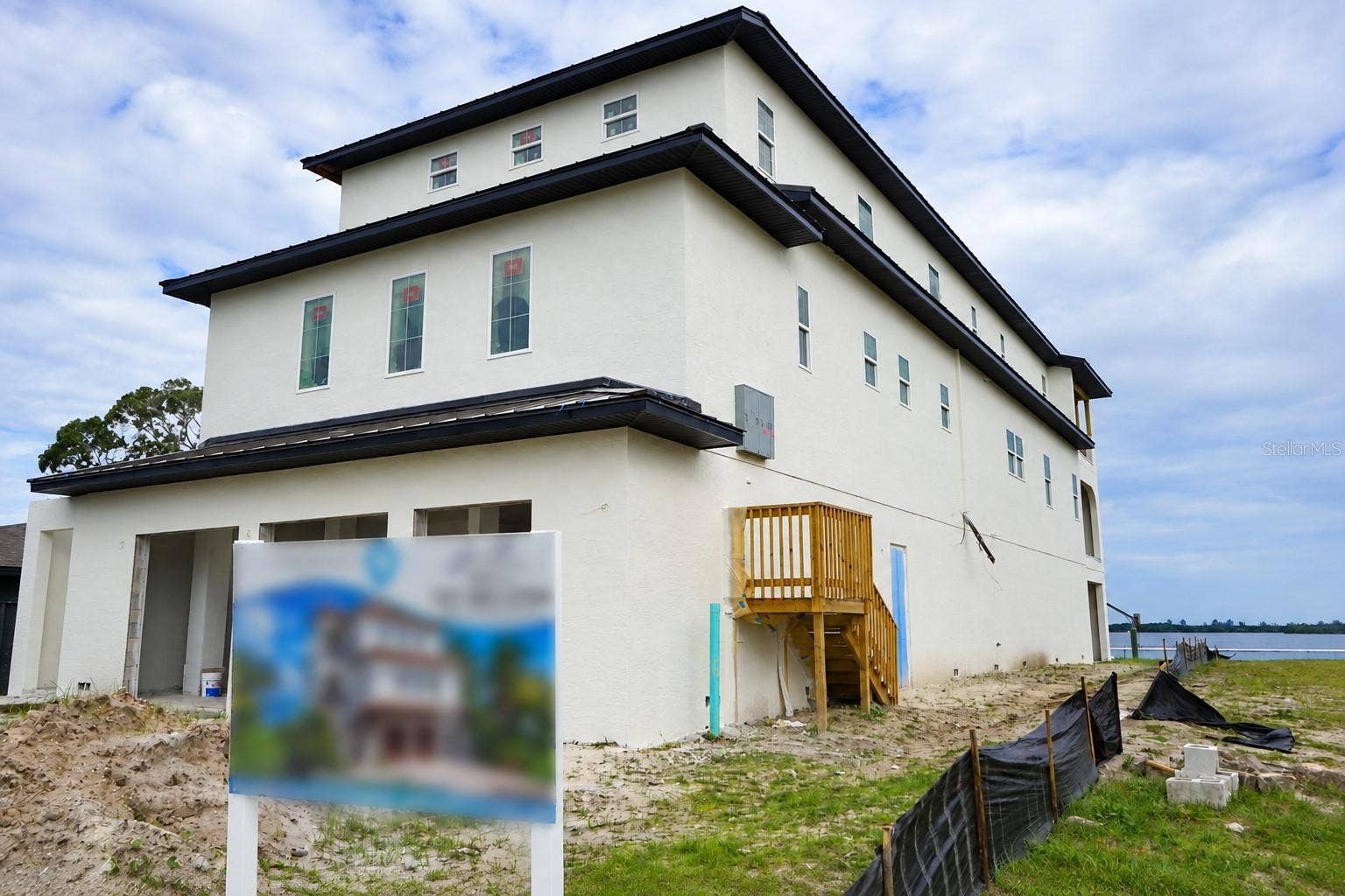 1835 BAYOU GRANDE BOULEVARD NE, St Petersburg, FL 33703 1835 BAYOU GRANDE BOULEVARD NE, St Petersburg, FL 33703