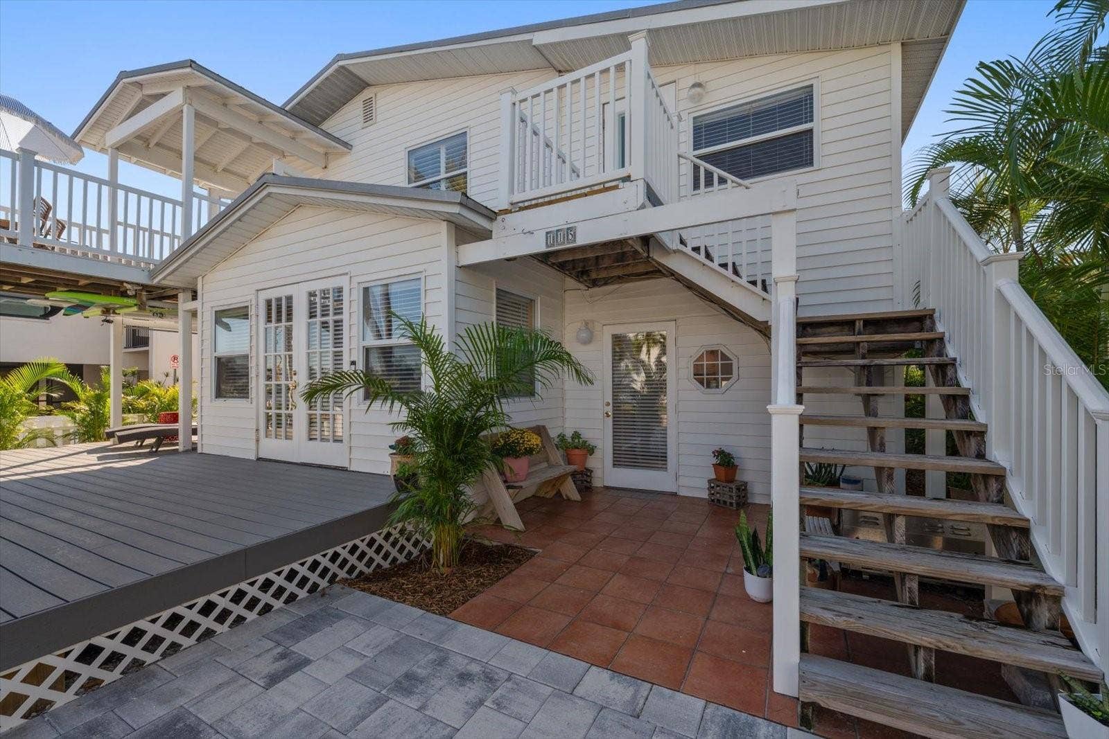 115 99TH AVENUE, Treasure Island, FL 33706