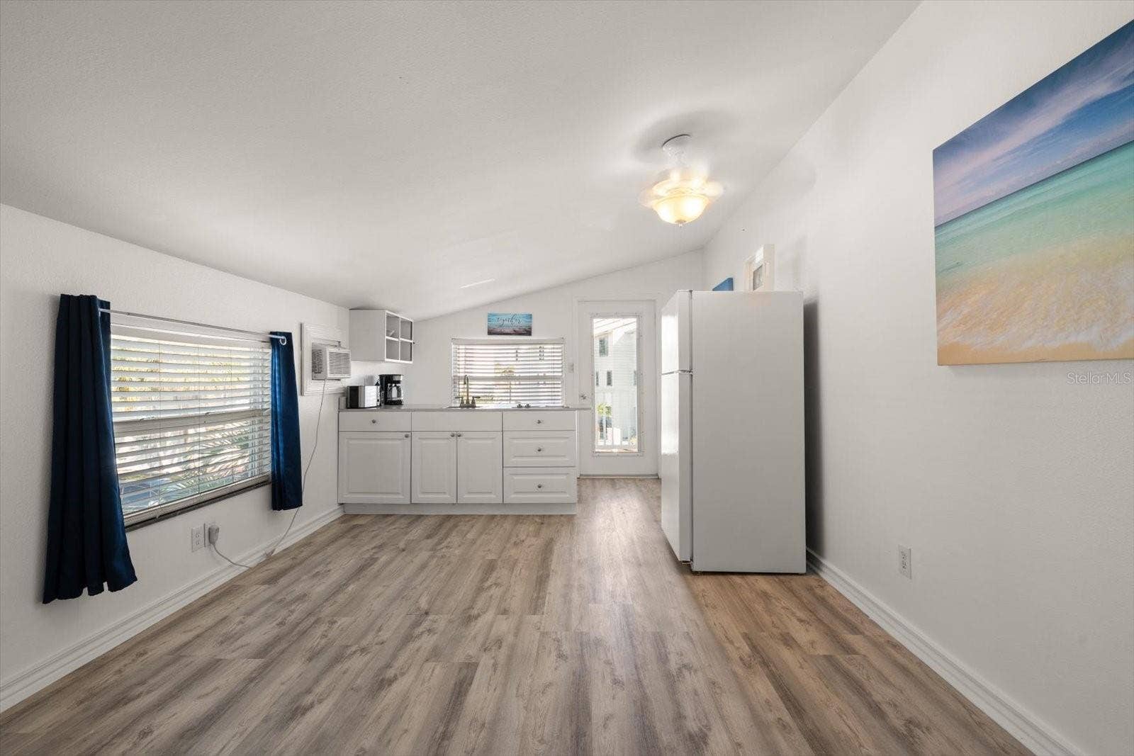 115 99TH AVENUE, Treasure Island, FL 33706