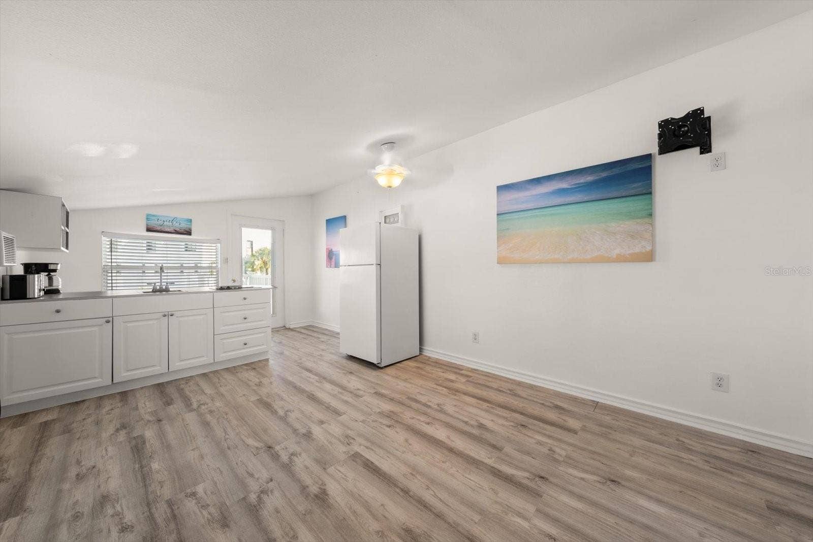 115 99TH AVENUE, Treasure Island, FL 33706