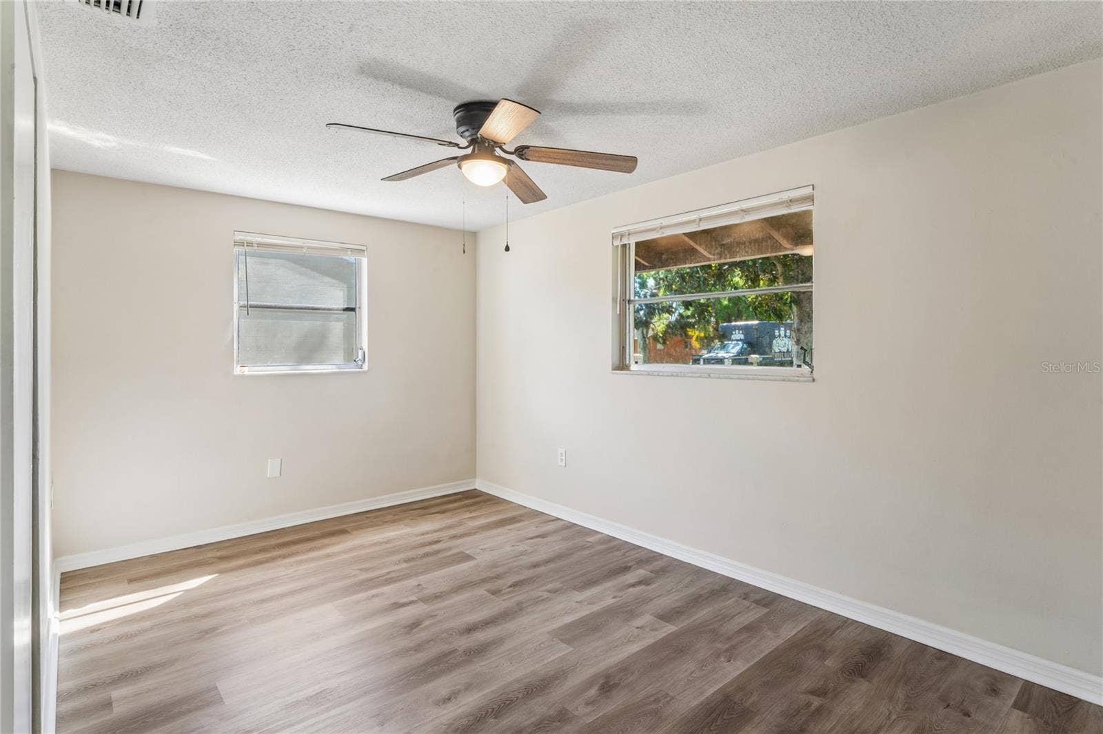 4655 48TH AVENUE N, St Petersburg, FL 33714 4655 48TH AVENUE N, St Petersburg, FL 33714