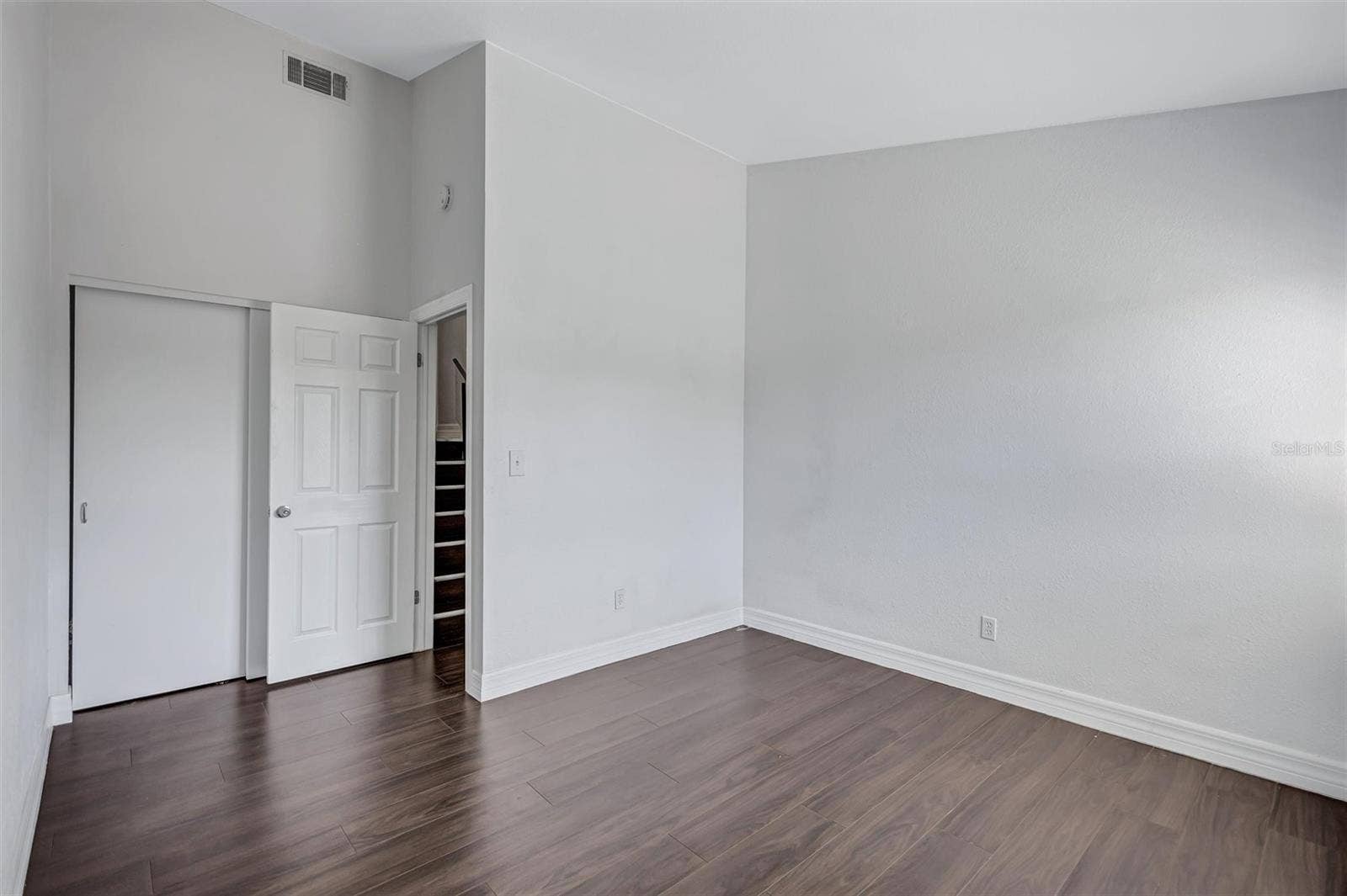 4515 LA CAPRI COURT, Tampa, FL 33611 4515 LA CAPRI COURT, Tampa, FL 33611