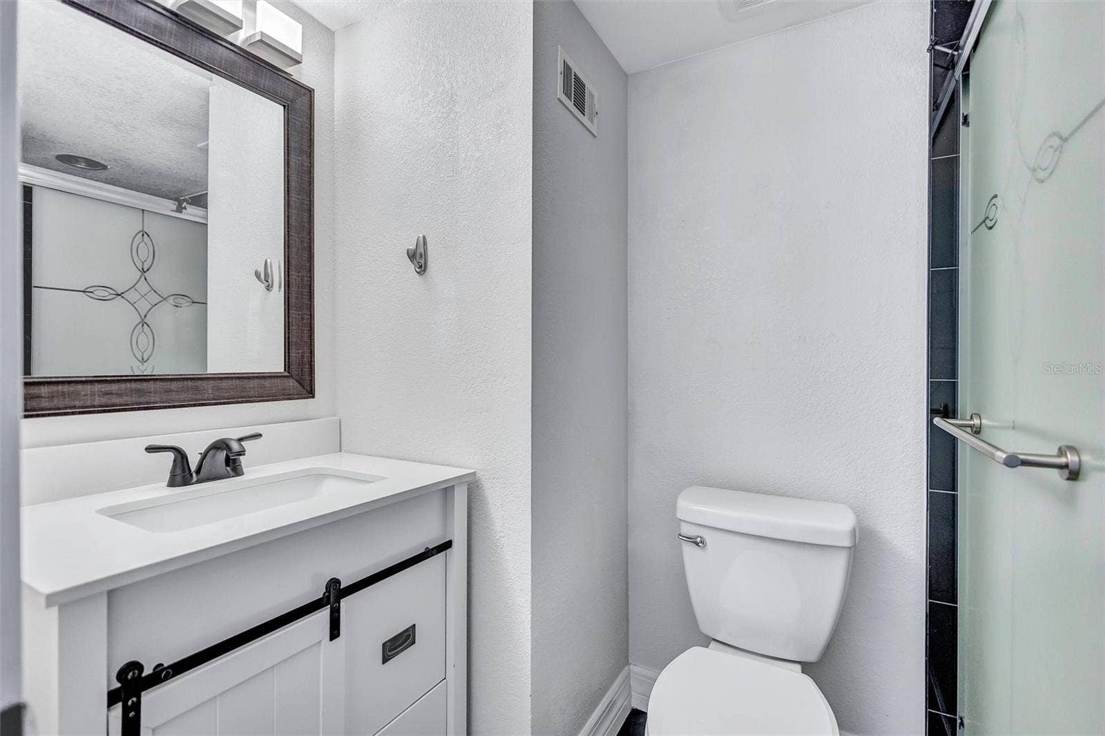 4515 LA CAPRI COURT, Tampa, FL 33611 4515 LA CAPRI COURT, Tampa, FL 33611