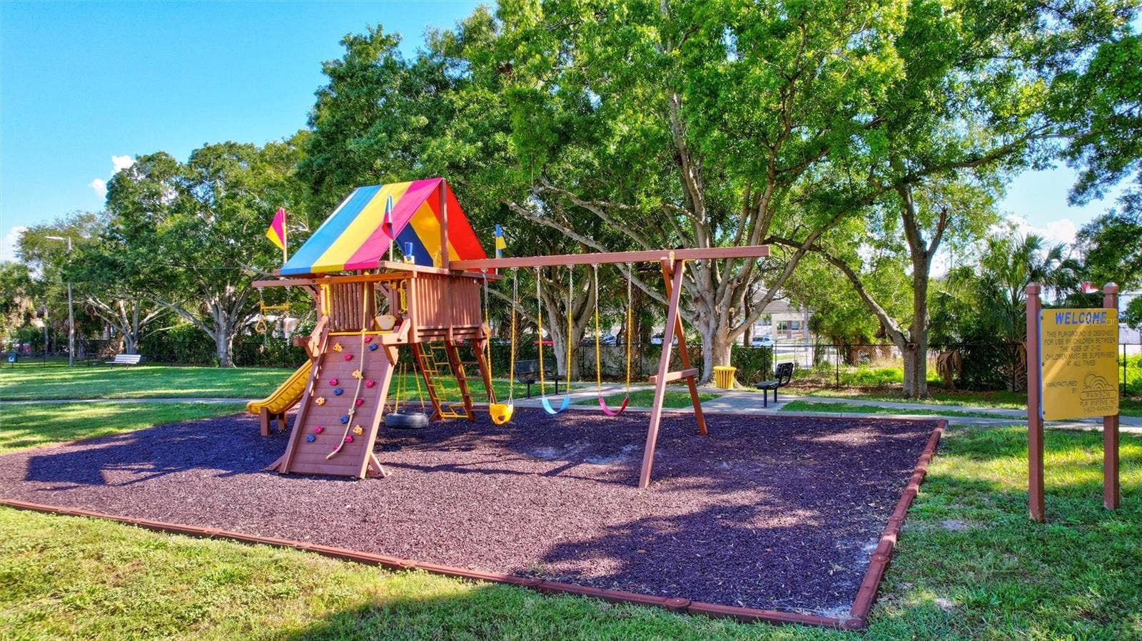 4515 LA CAPRI COURT, Tampa, FL 33611 4515 LA CAPRI COURT, Tampa, FL 33611