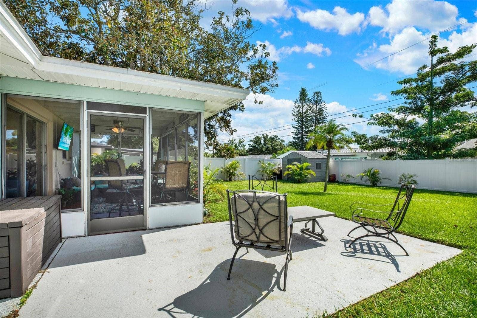 1669 CAMBRIDGE DRIVE, Clearwater, FL 33756
