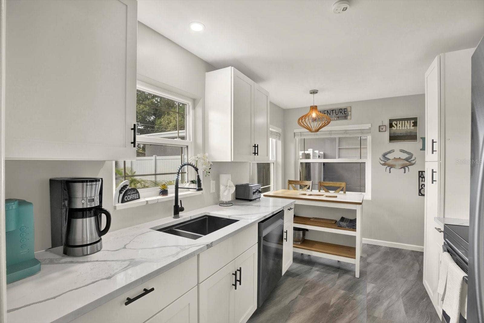 1669 CAMBRIDGE DRIVE, Clearwater, FL 33756