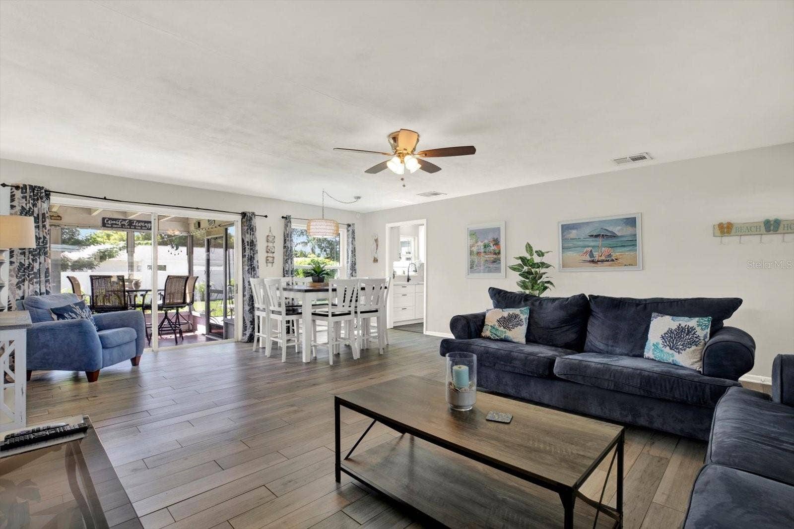 1669 CAMBRIDGE DRIVE, Clearwater, FL 33756