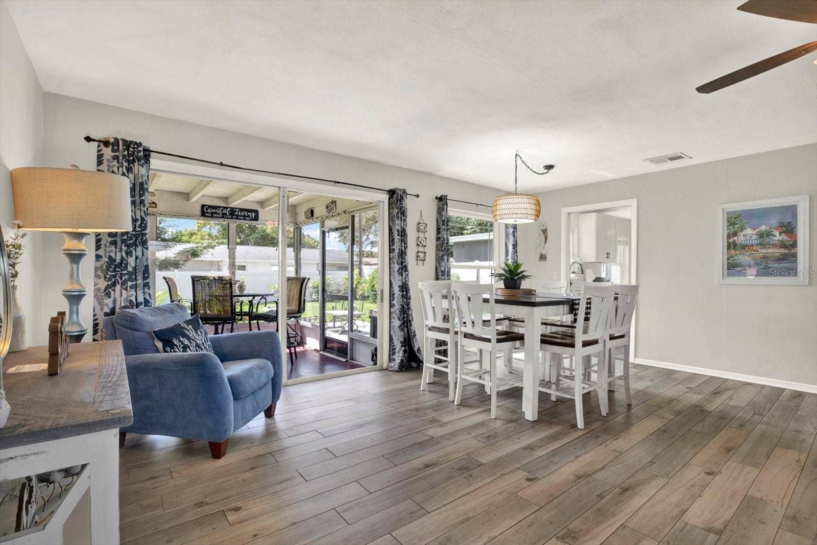 1669 CAMBRIDGE DRIVE, Clearwater, FL 33756