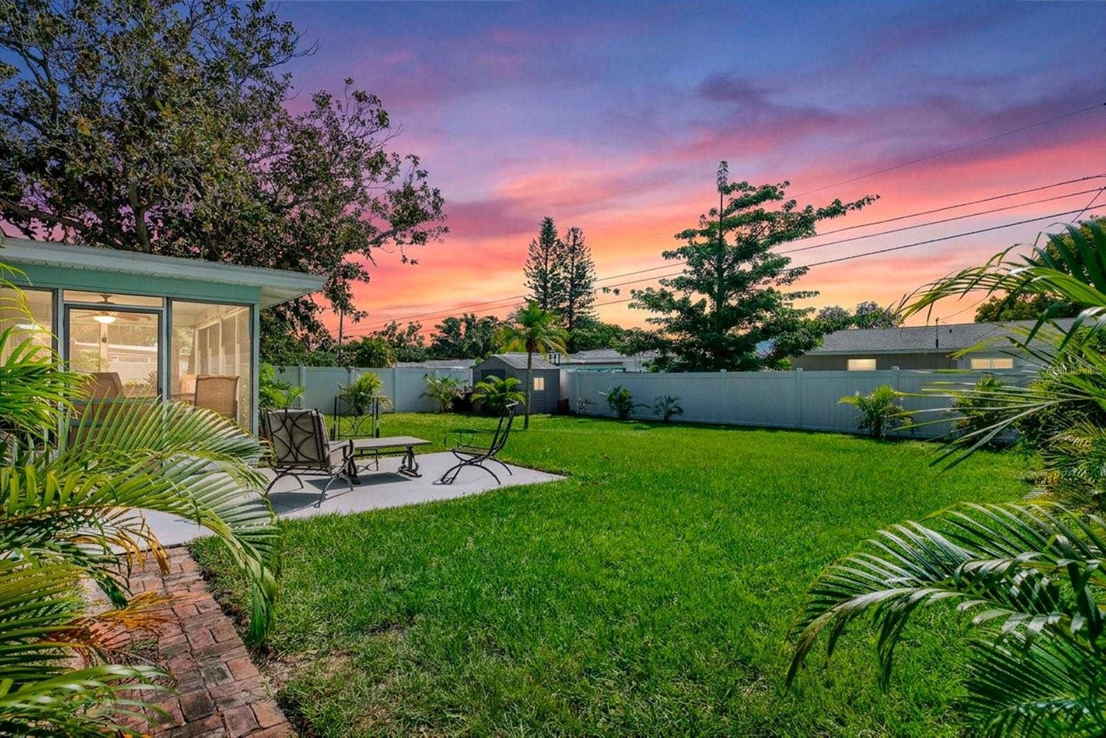 1669 CAMBRIDGE DRIVE, Clearwater, FL 33756