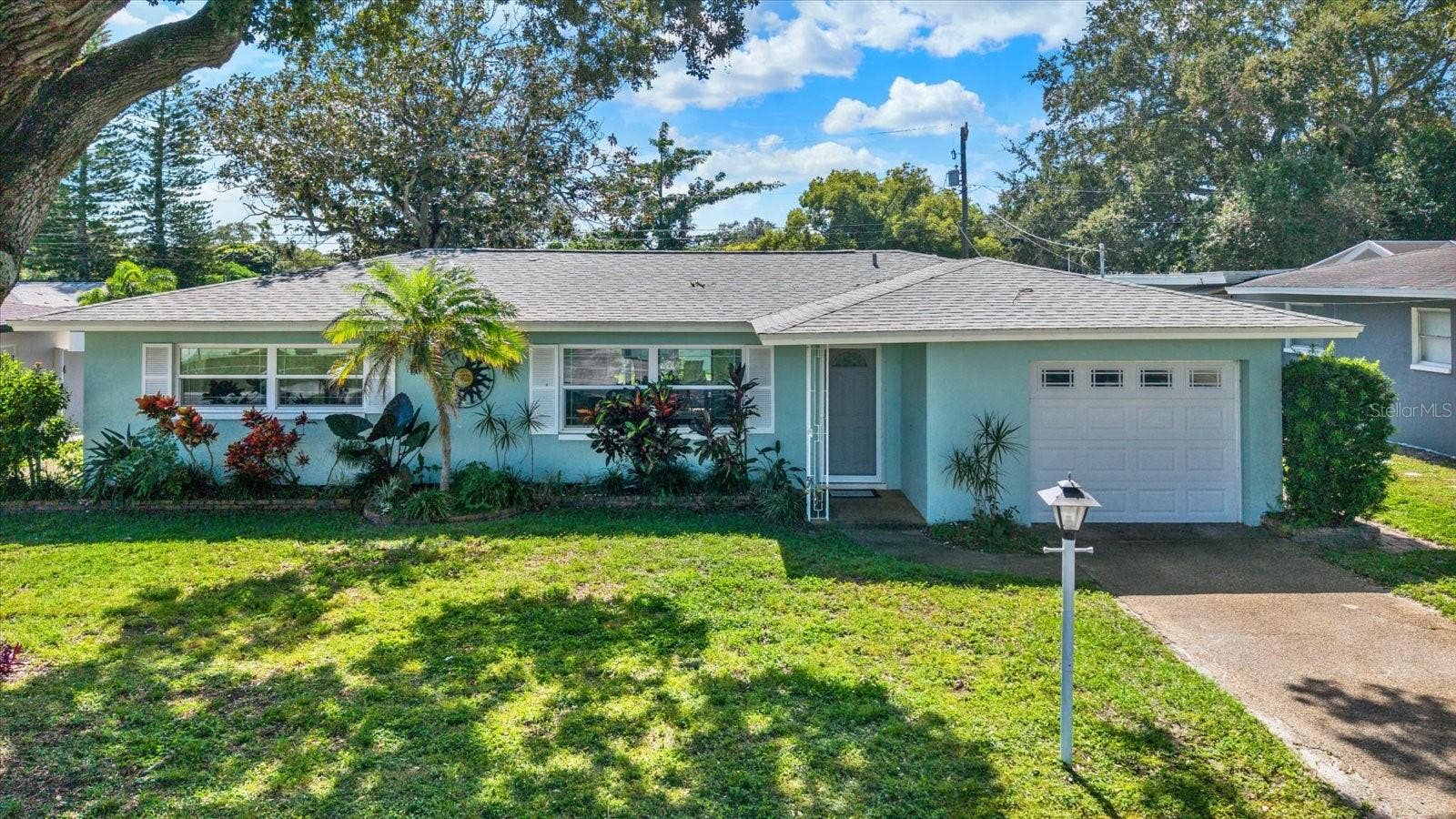 1669 CAMBRIDGE DRIVE, Clearwater, FL 33756