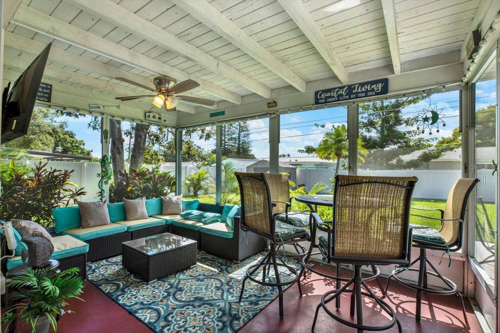 1669 CAMBRIDGE DRIVE, Clearwater, FL 33756