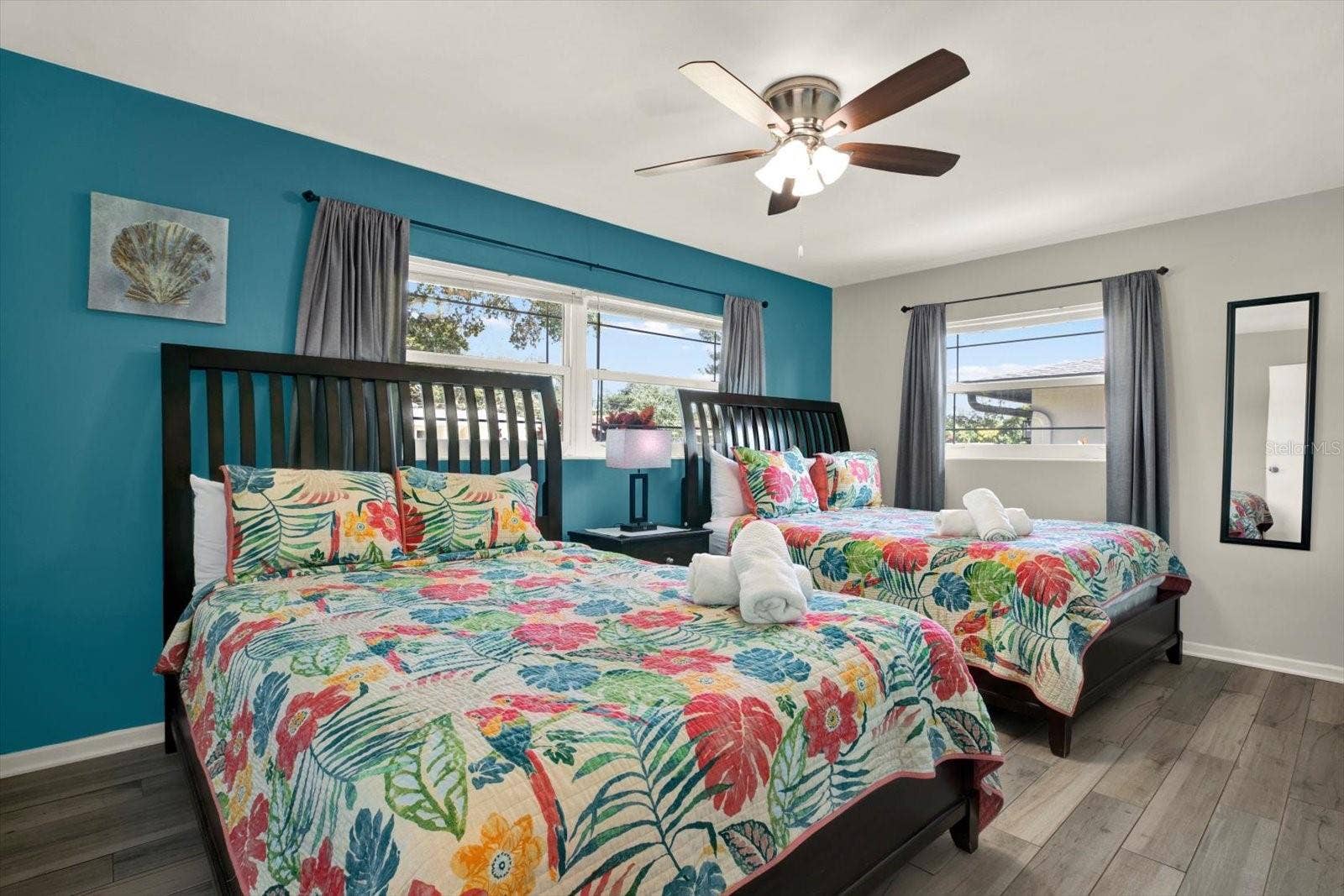 1669 CAMBRIDGE DRIVE, Clearwater, FL 33756