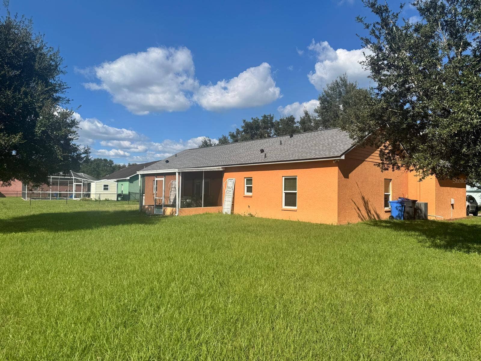 5223 PANCHO VILLA LANE, Plant City, FL 33566 Back