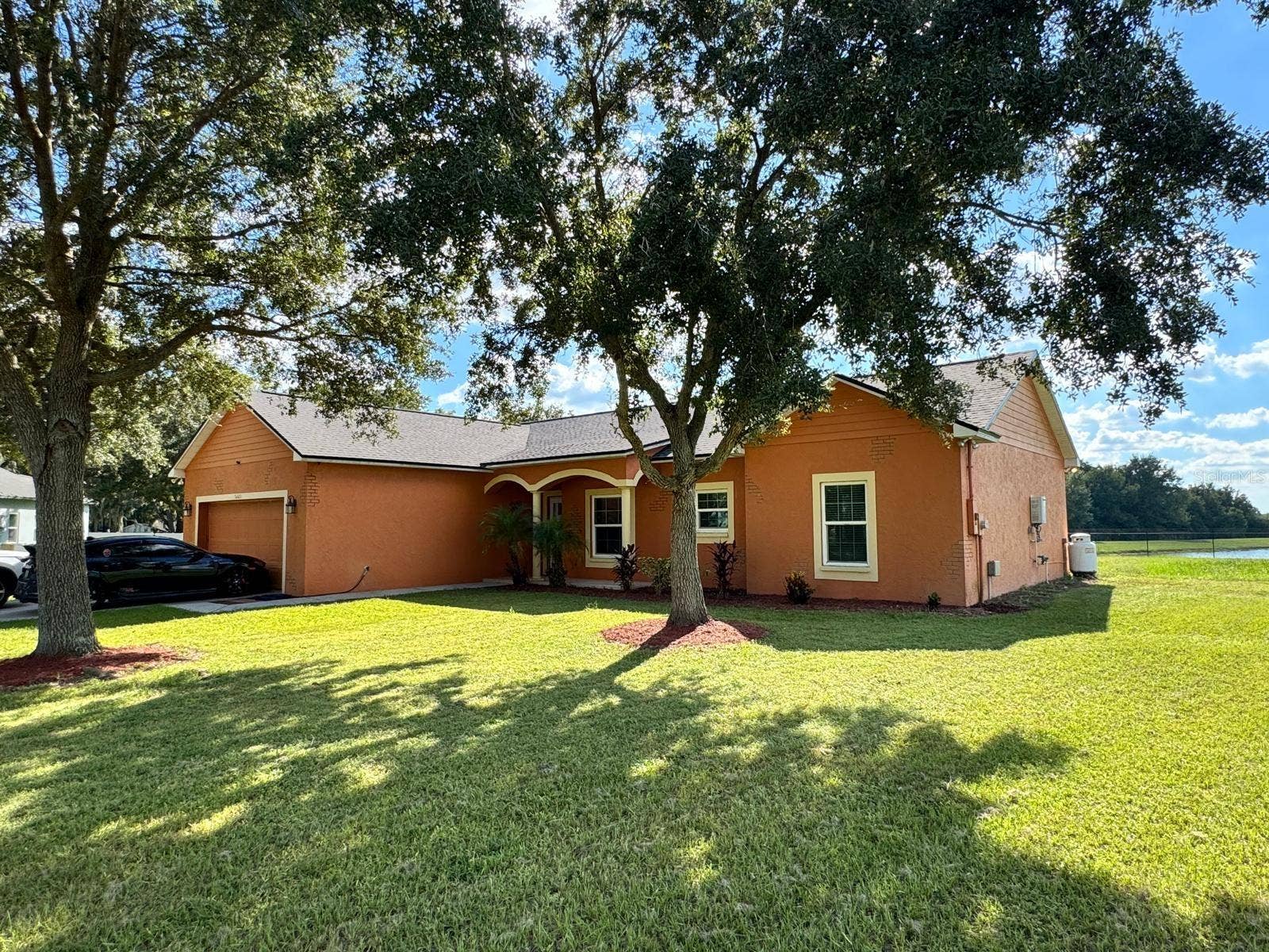 5223 PANCHO VILLA LANE, Plant City, FL 33566 Front