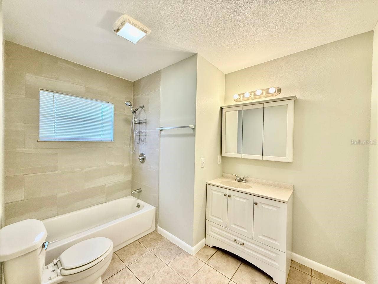 1602 PALM LEAF DRIVE, Brandon, FL 33510 1602 PALM LEAF DRIVE, Brandon, FL 33510
