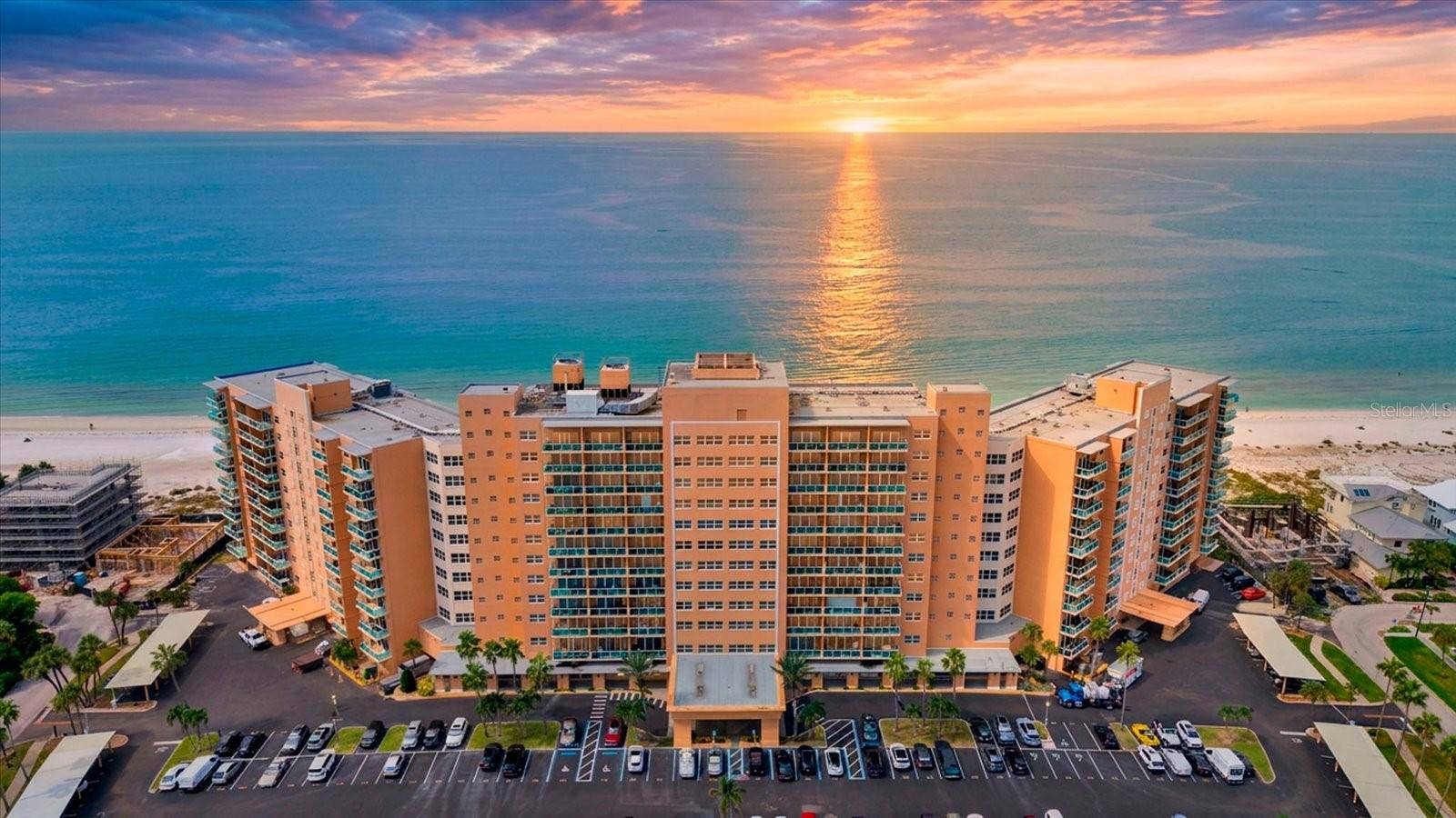 880 MANDALAY AVENUE, #C512, Clearwater Beach, FL 33767 880 MANDALAY AVENUE, #C512, Clearwater Beach, FL 33767