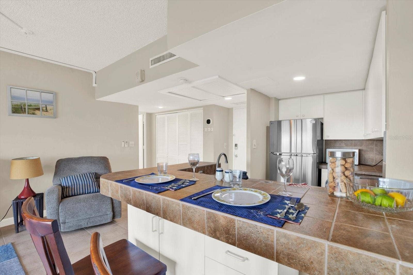 880 MANDALAY AVENUE, #C512, Clearwater Beach, FL 33767 880 MANDALAY AVENUE, #C512, Clearwater Beach, FL 33767
