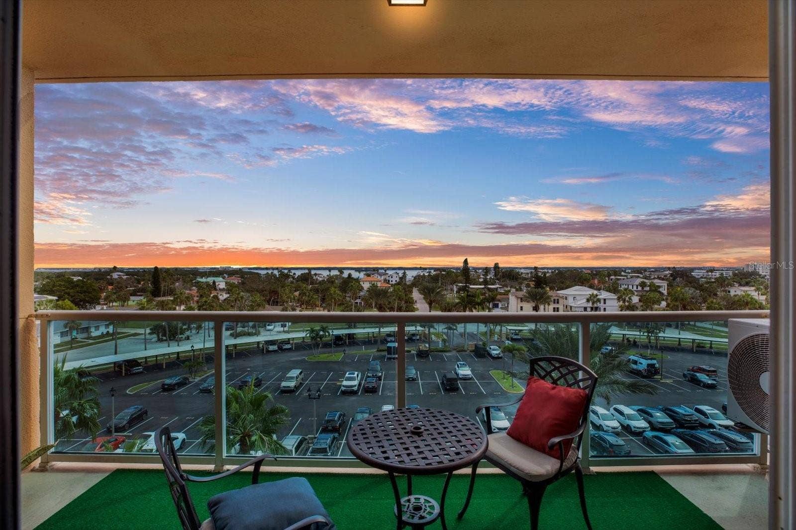 880 MANDALAY AVENUE, #C512, Clearwater Beach, FL 33767 880 MANDALAY AVENUE, #C512, Clearwater Beach, FL 33767
