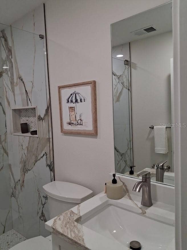 1250 S PINELLAS AVENUE, #110, Tarpon Springs, FL 34689