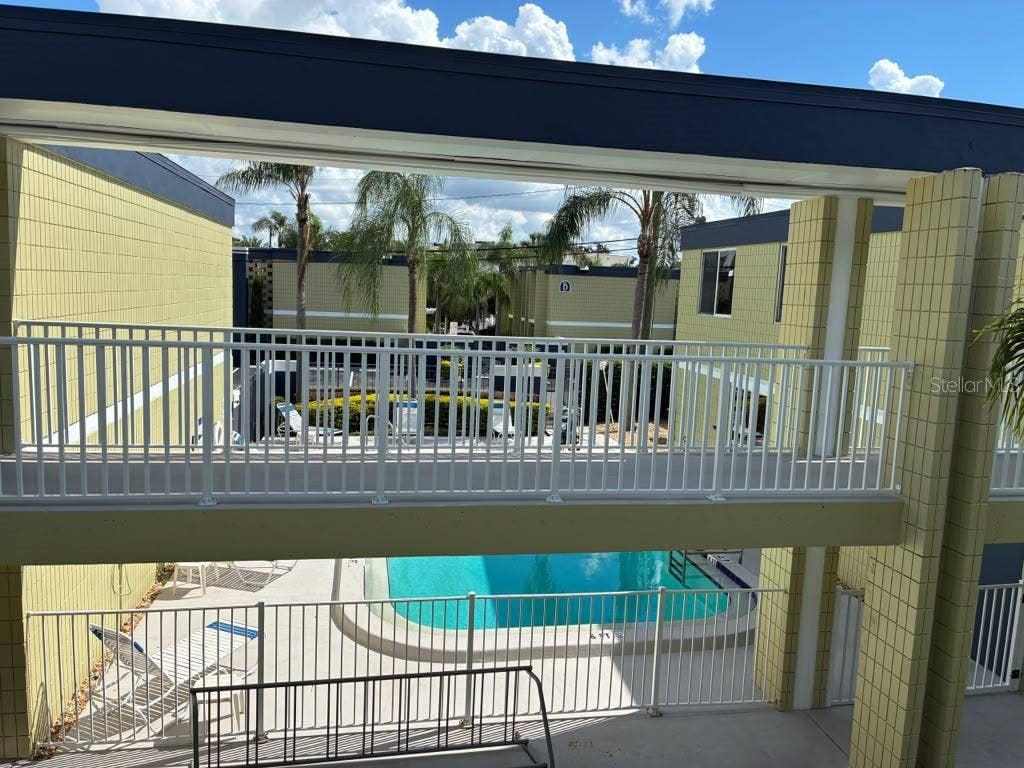 1301 S HOWARD AVENUE, #C2, Tampa, FL 33606 Pool View