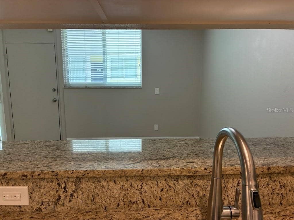 1301 S HOWARD AVENUE, #C2, Tampa, FL 33606 Kitchen Serving Bar