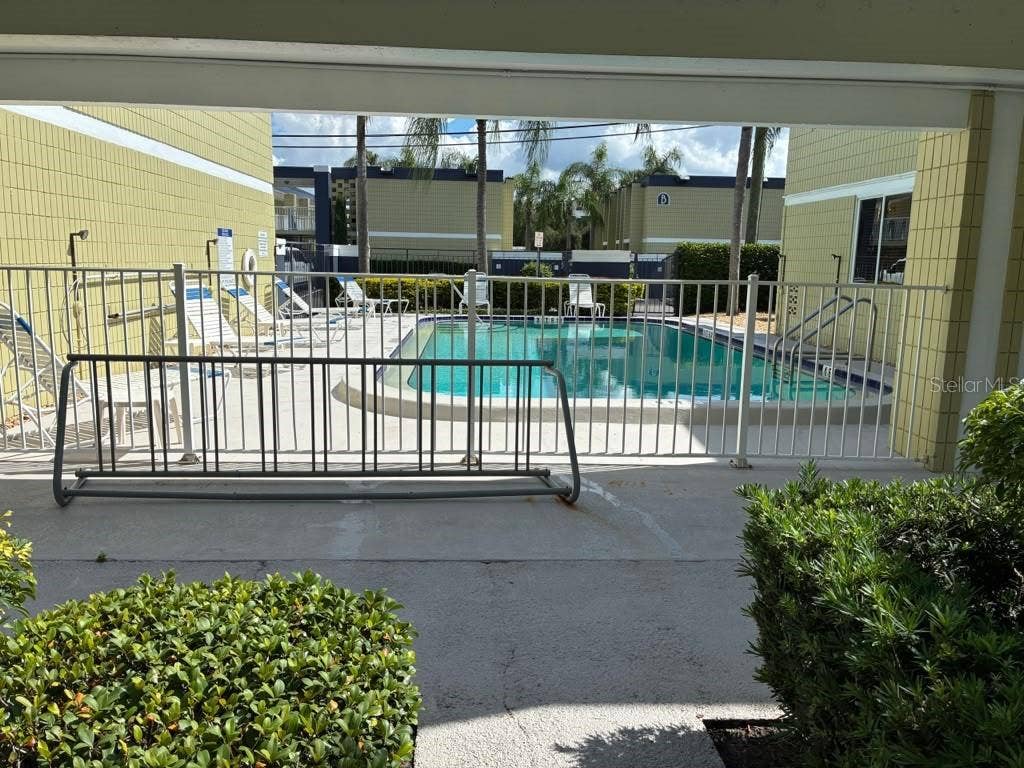 1301 S HOWARD AVENUE, #C2, Tampa, FL 33606 Pool
