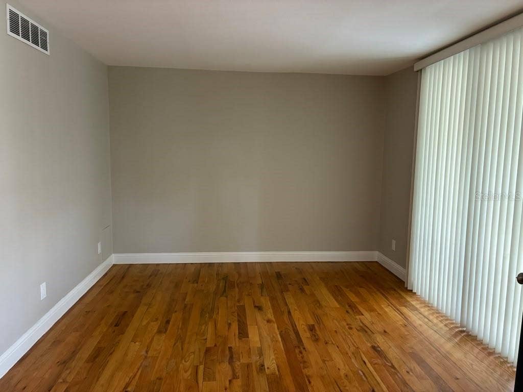 1301 S HOWARD AVENUE, #C2, Tampa, FL 33606 Living Room