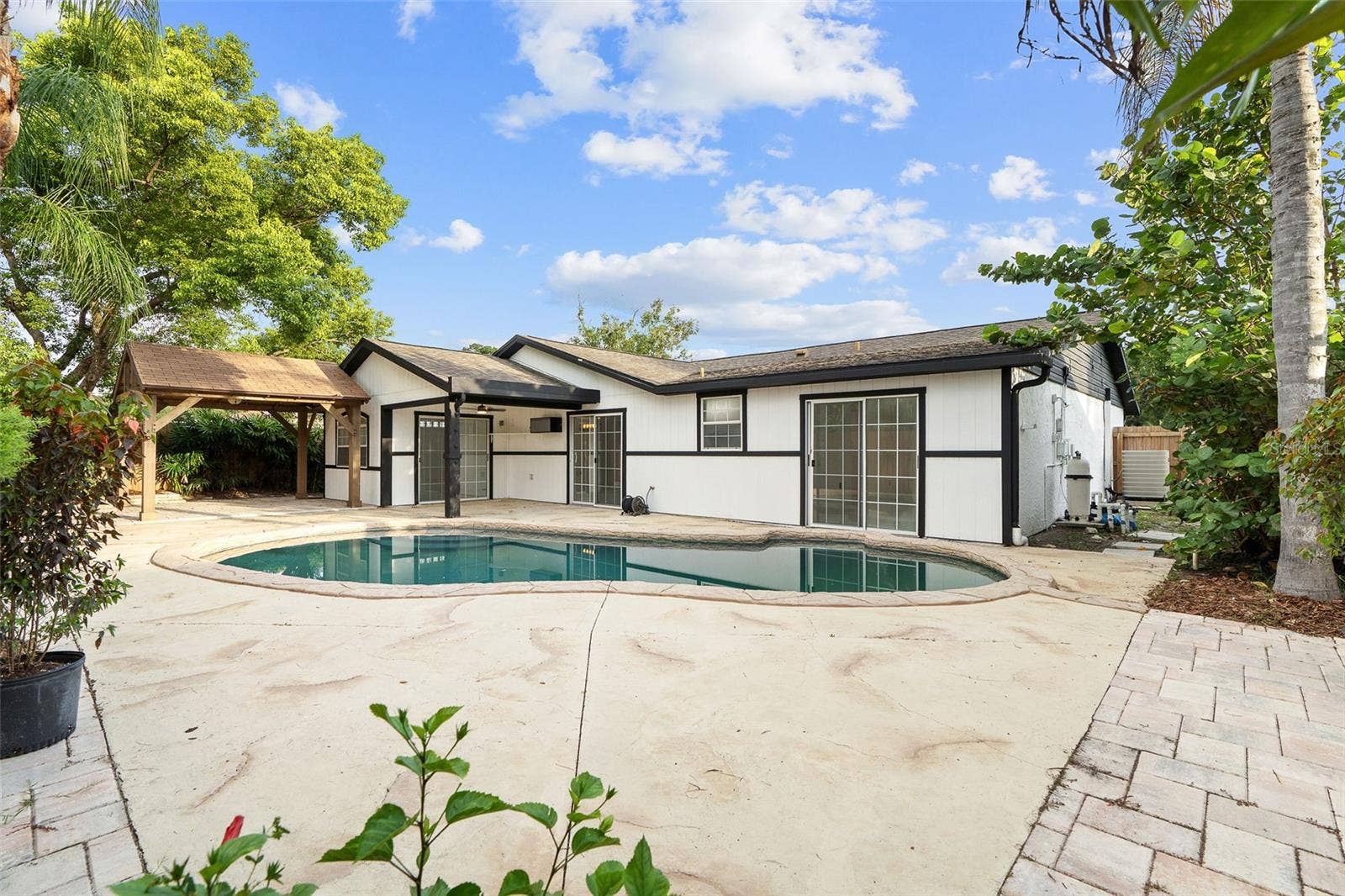 5308 BLACK PINE DRIVE, Tampa, FL 33624 5308 BLACK PINE DRIVE, Tampa, FL 33624
