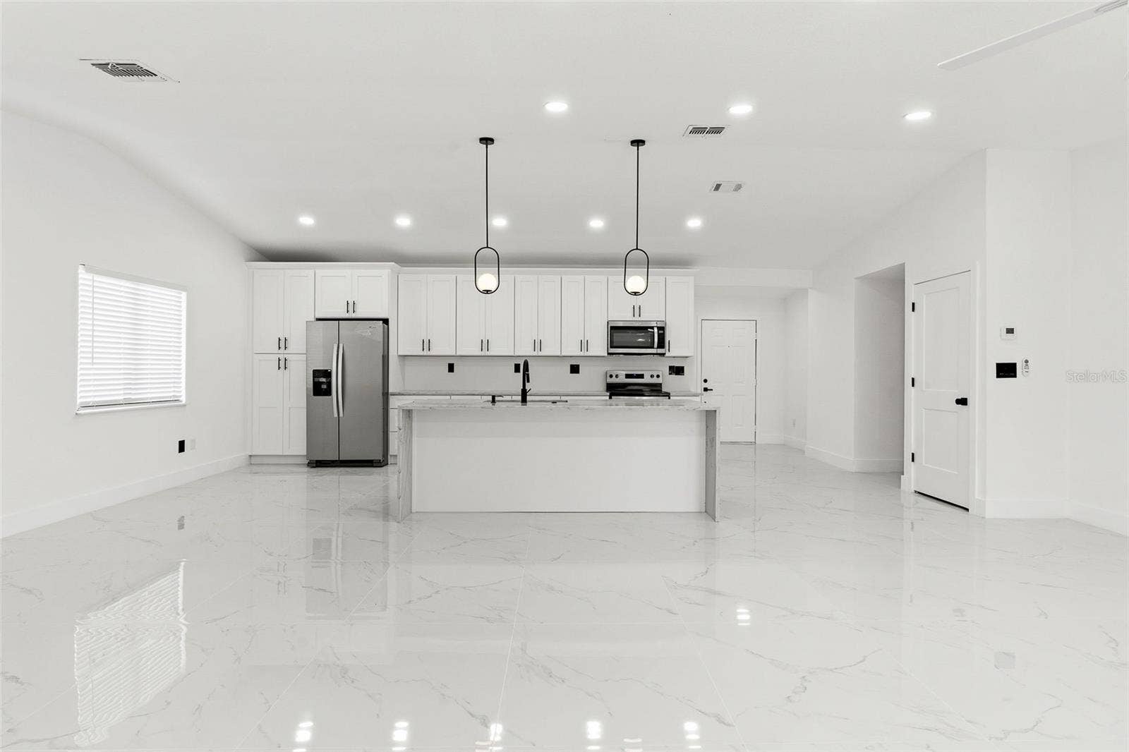 5308 BLACK PINE DRIVE, Tampa, FL 33624 5308 BLACK PINE DRIVE, Tampa, FL 33624