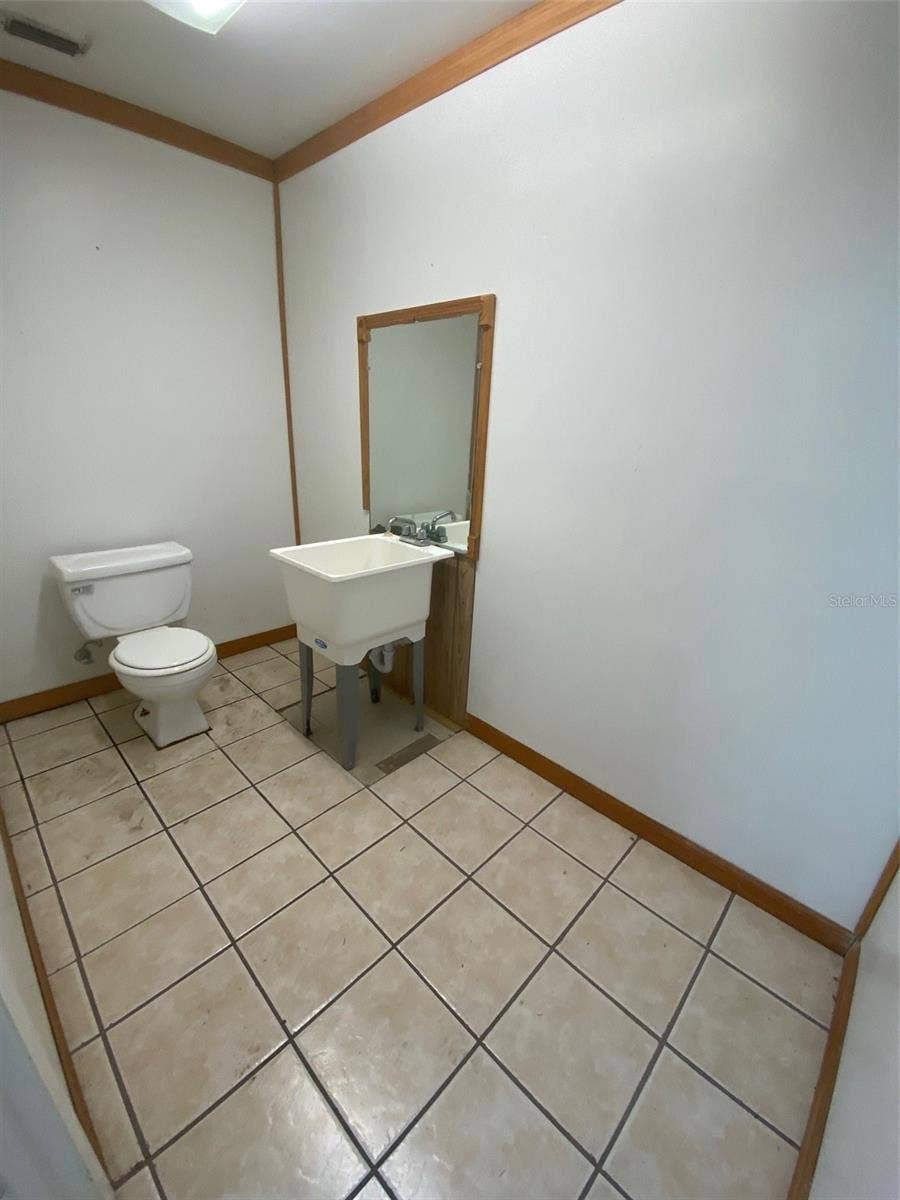 4133 DRANE FIELD ROAD, Lakeland, FL 33811 4133 DRANE FIELD ROAD, Lakeland, FL 33811
