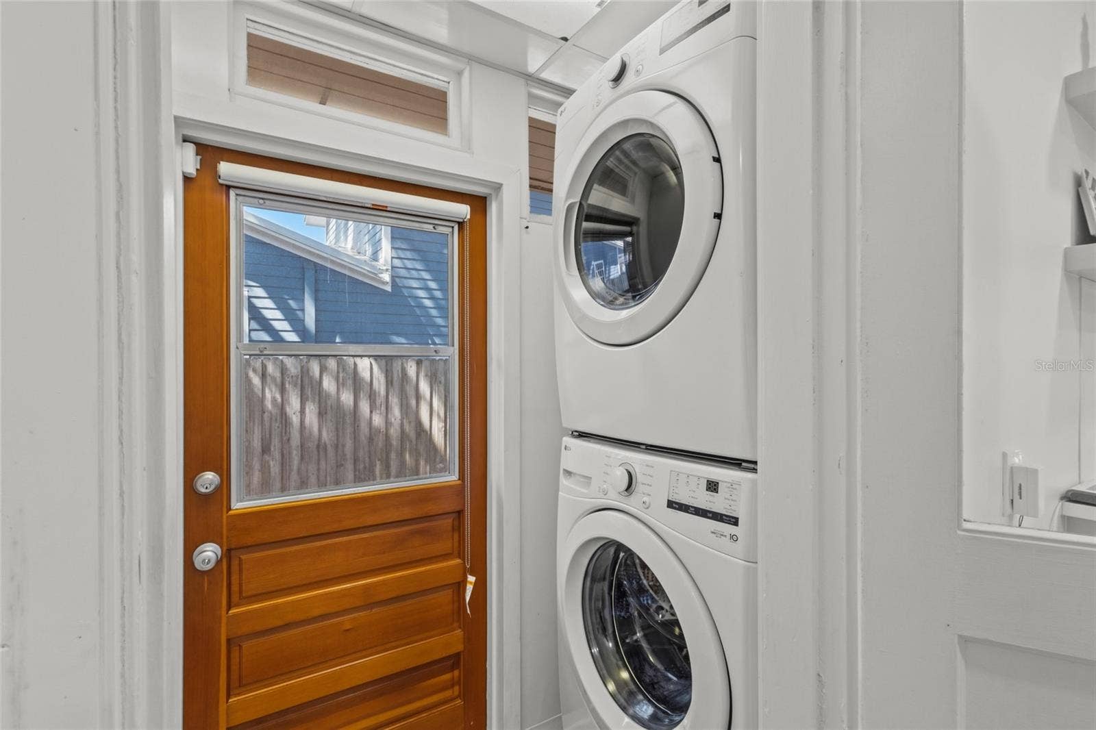 5819 27TH AVENUE S, Gulfport, FL 33707 Laundry Room