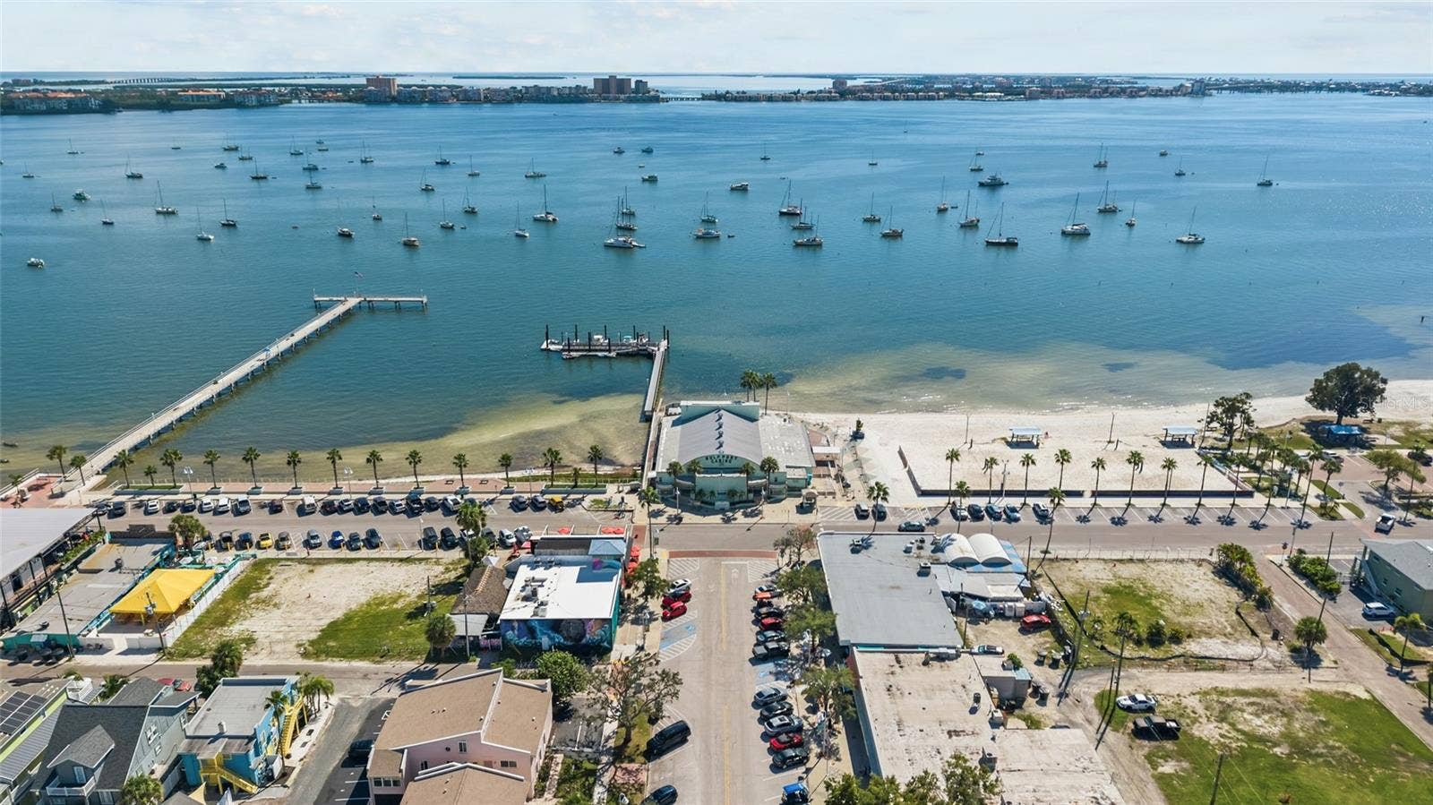 5819 27TH AVENUE S, Gulfport, FL 33707 Aerial Gulfport Pier