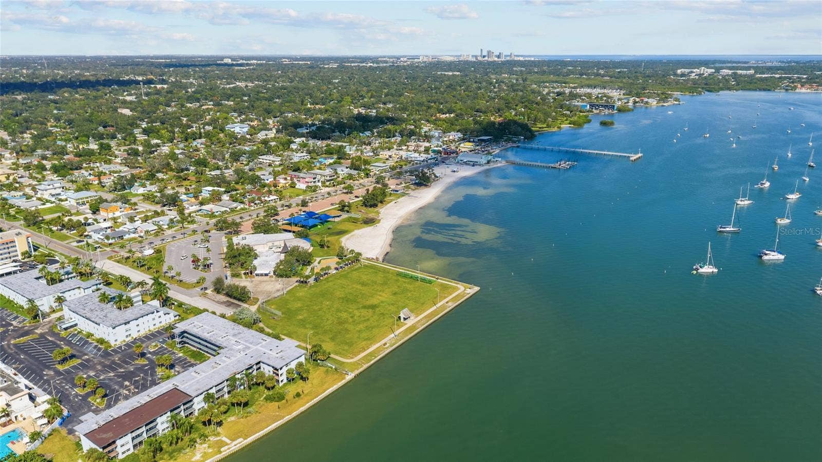 5819 27TH AVENUE S, Gulfport, FL 33707 Aerial Gulfport Bay view