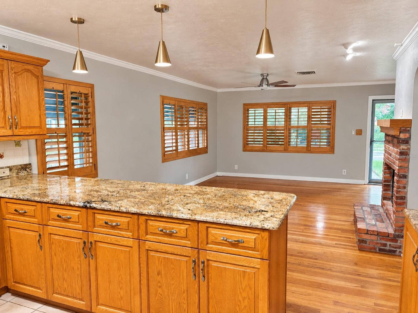 1146 30TH AVENUE N, St Petersburg, FL 33704 1146 30TH AVENUE N, St Petersburg, FL 33704